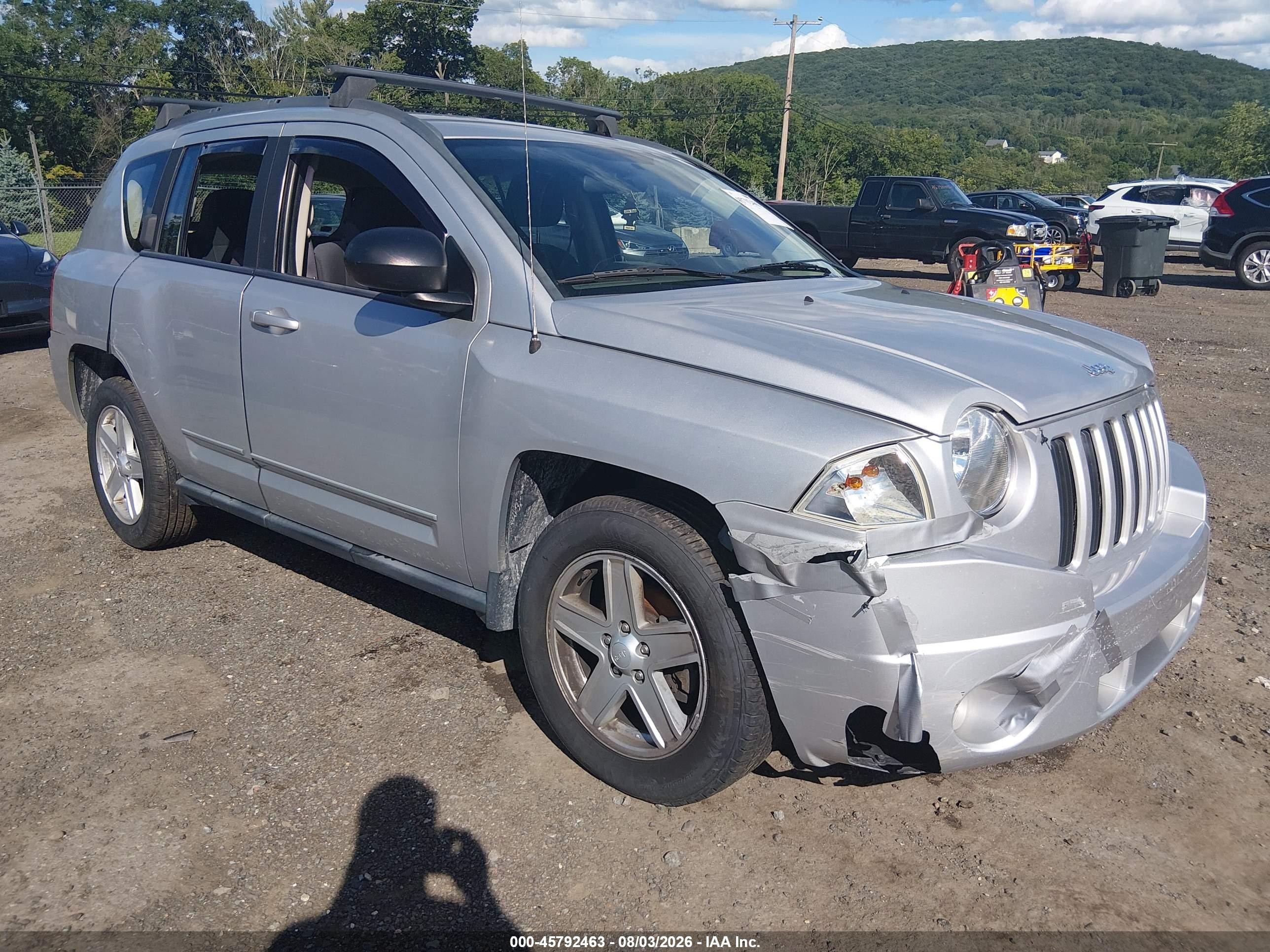2010 Jeep Compass Sport Silver vin: 1J4NF4FB8AD591512