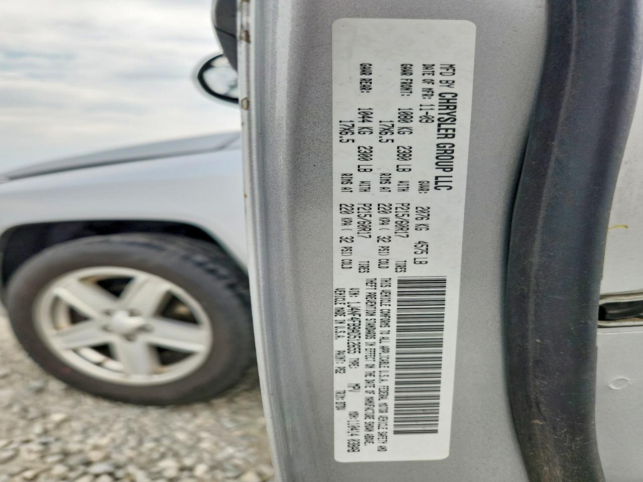 2010 Jeep Compass Sport Silver vin: 1J4NF4FB9AD512655