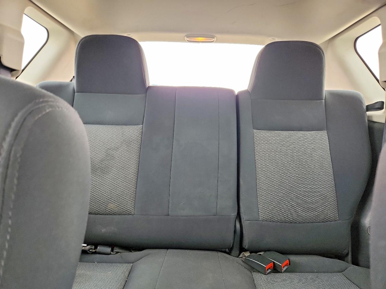 2010 Jeep Compass Sport Silver vin: 1J4NF4FB9AD512655