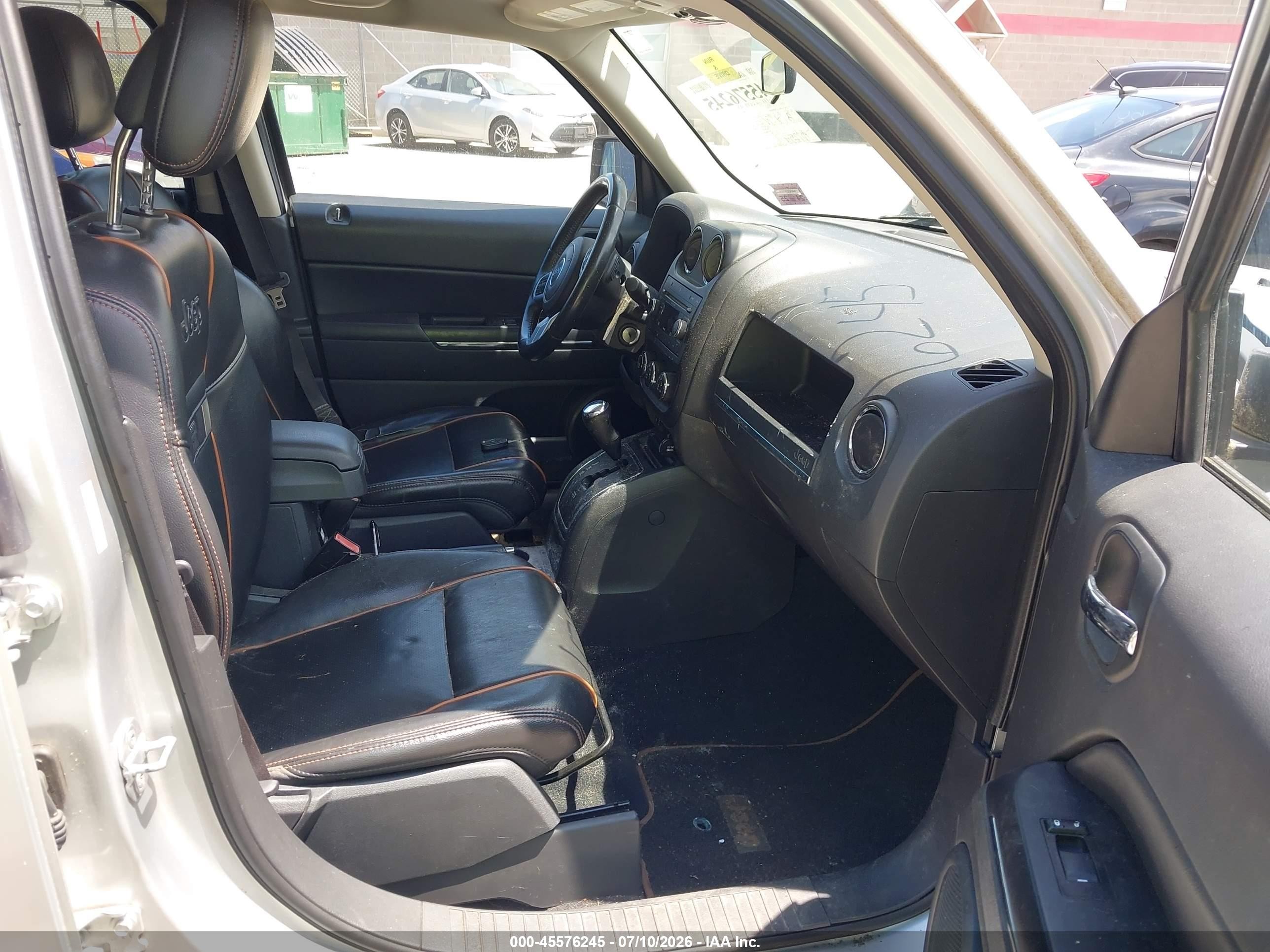 2011 Jeep Patriot Latitude X Silver vin: 1J4NF4GB4BD166935