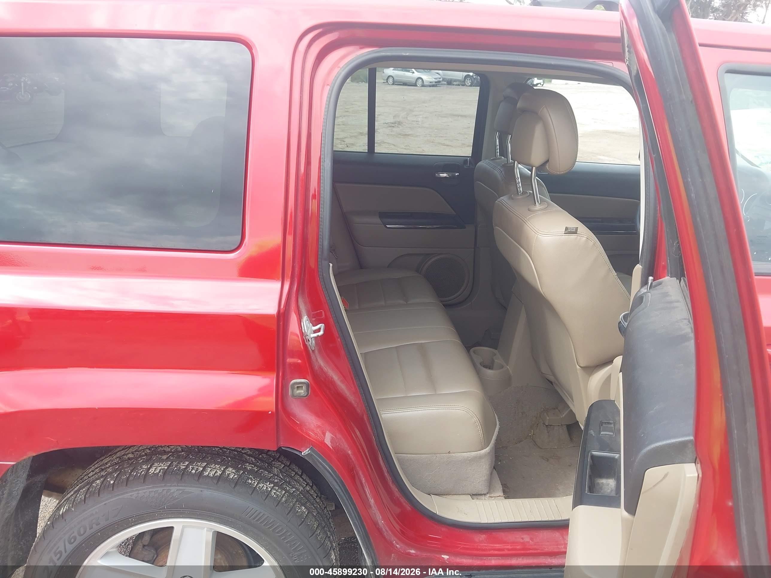 2010 Jeep Patriot Limited Red vin: 1J4NF4GB8AD500608