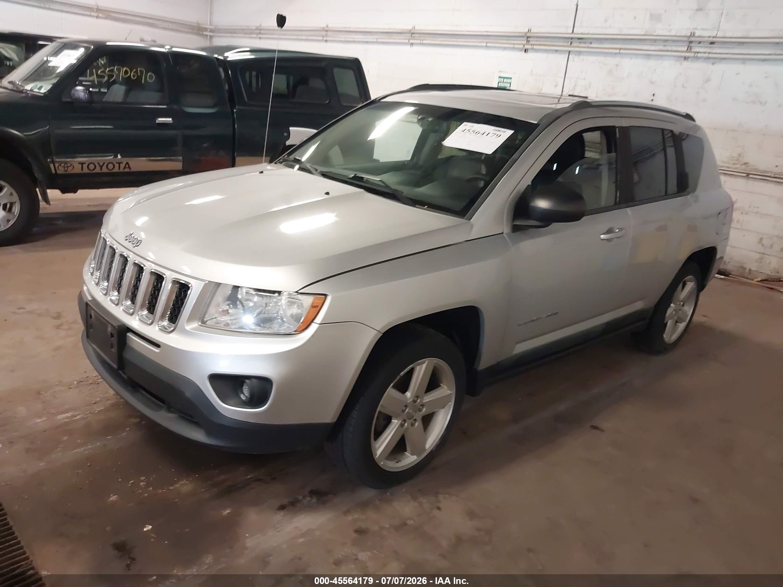 2011 Jeep Compass Limited Gray vin: 1J4NF5FB7BD248052