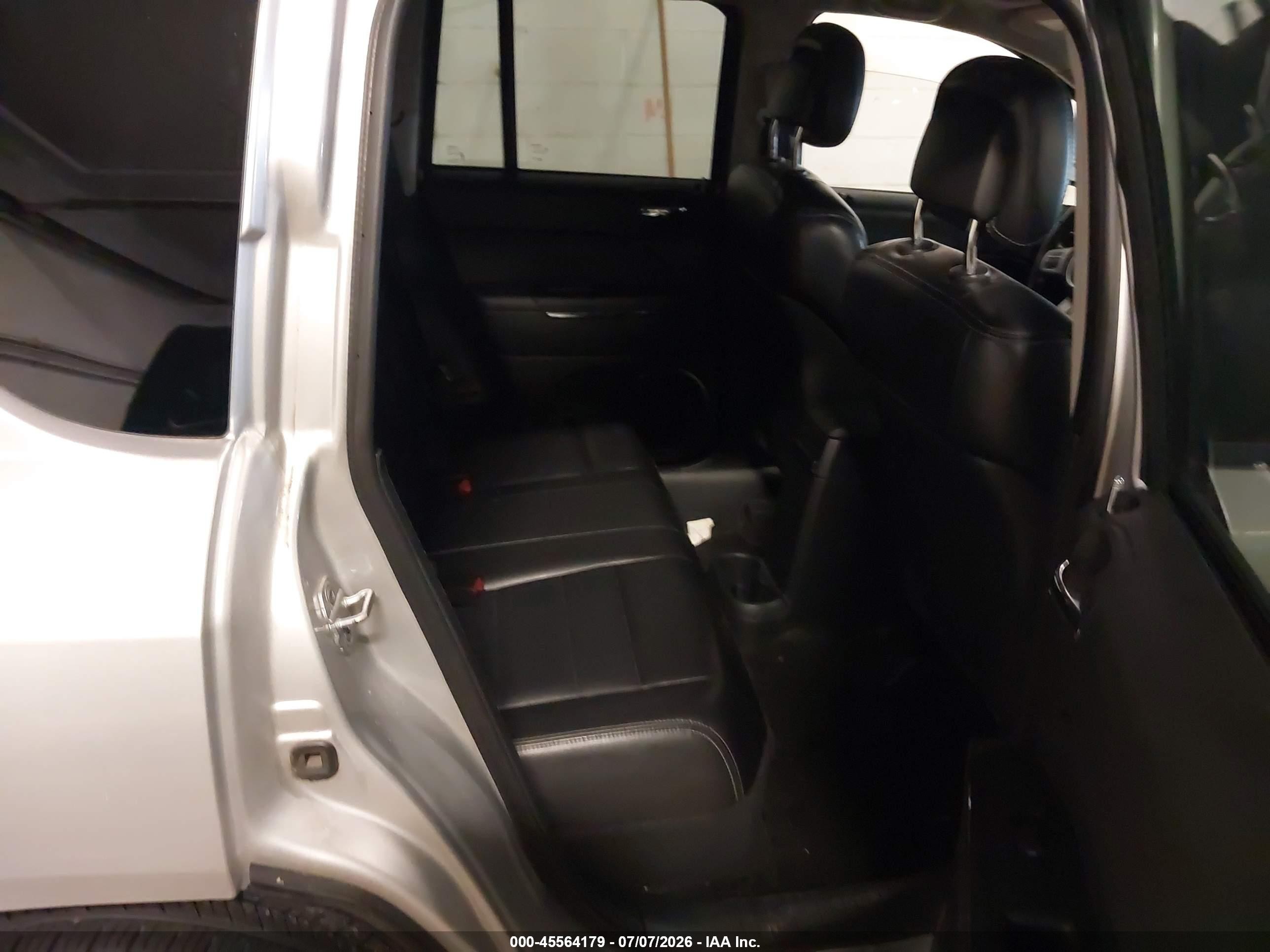 2011 Jeep Compass Limited Gray vin: 1J4NF5FB7BD248052