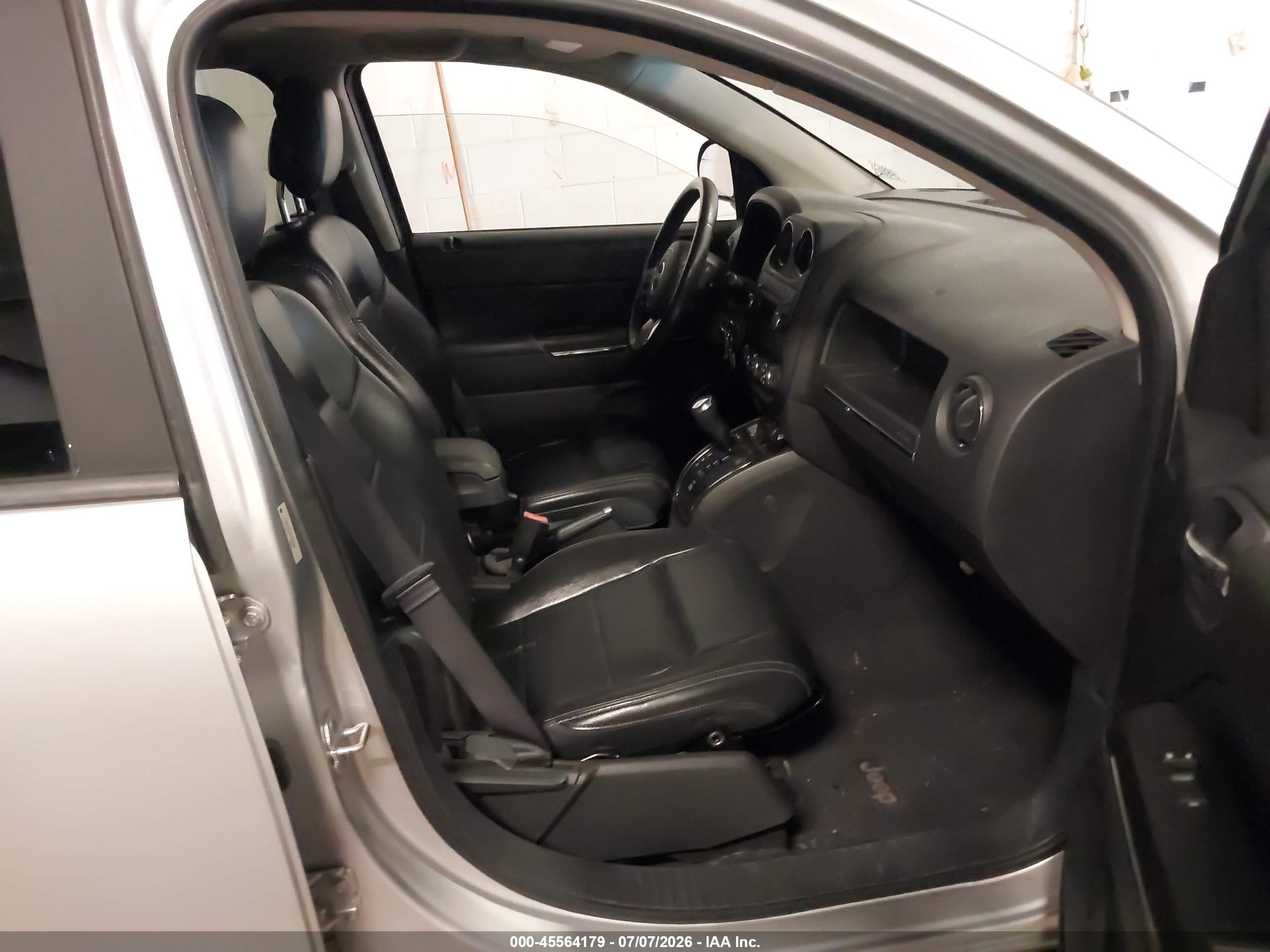2011 Jeep Compass Limited Gray vin: 1J4NF5FB7BD248052