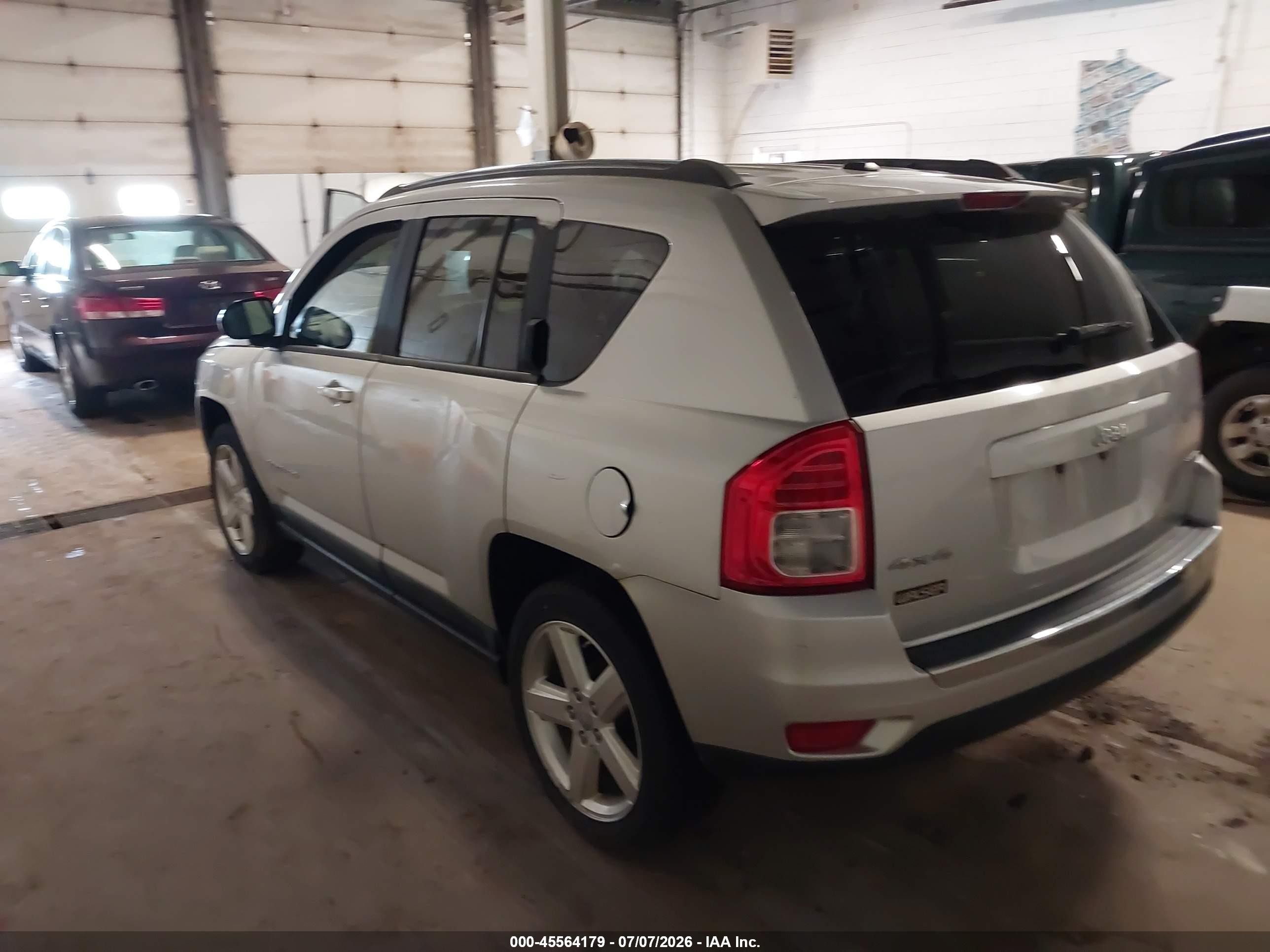 2011 Jeep Compass Limited Gray vin: 1J4NF5FB7BD248052