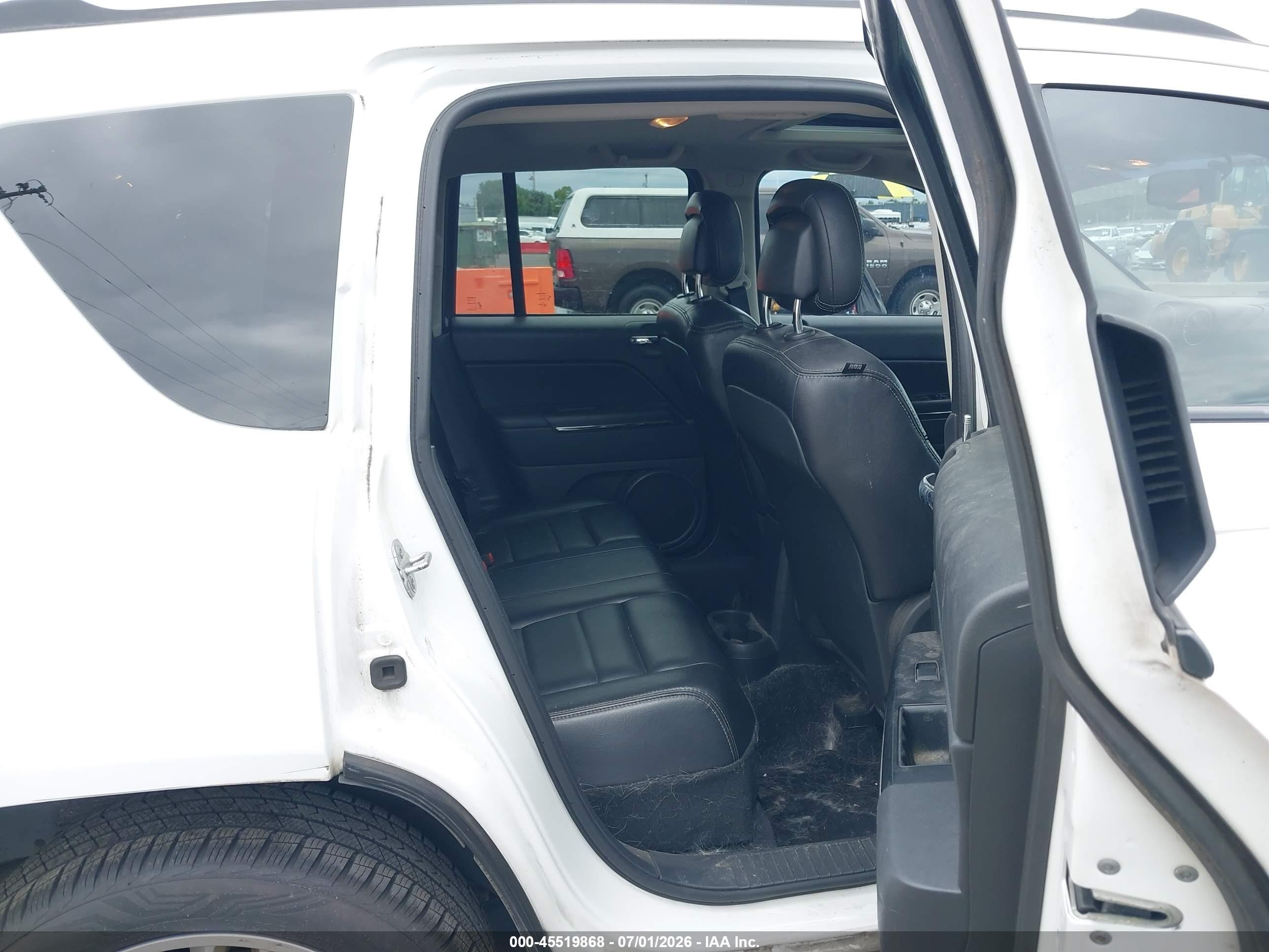 2011 Jeep Compass Limited White vin: 1J4NF5FB8BD176536