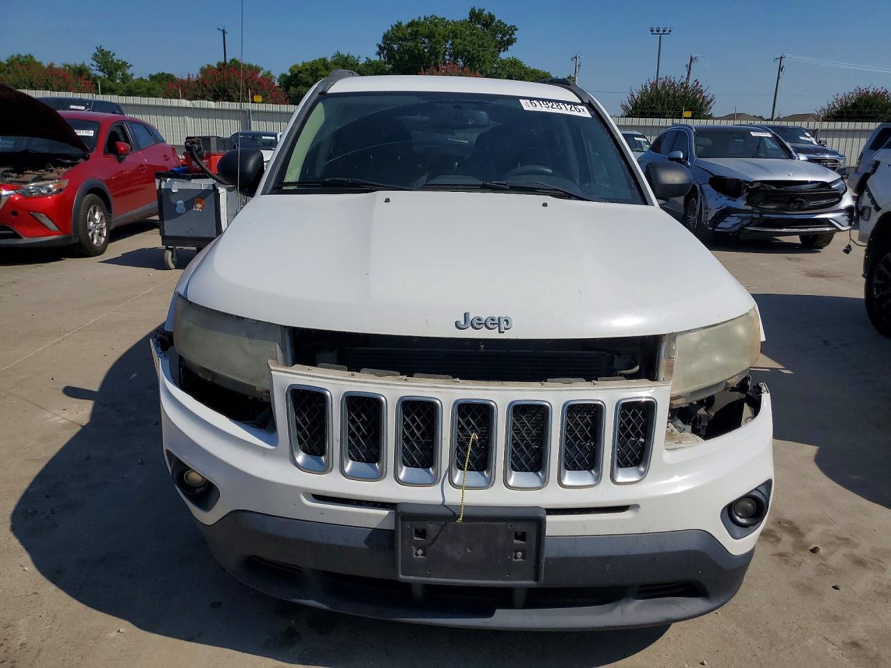 2011 Jeep Compass Sport White vin: 1J4NT1FA0BD290376