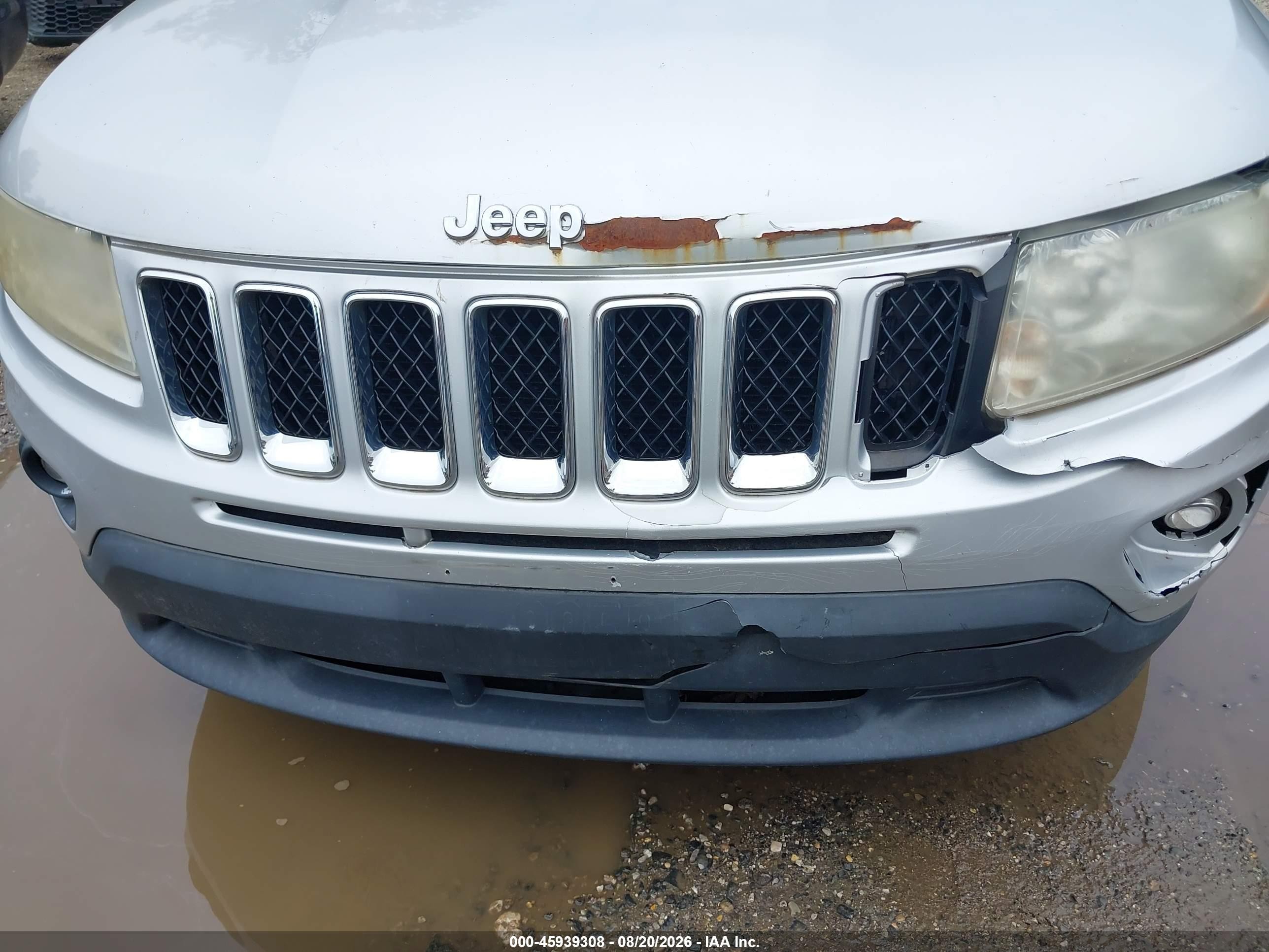 2011 Jeep Compass   Серебряный vin: 1J4NT1FA1BD246547