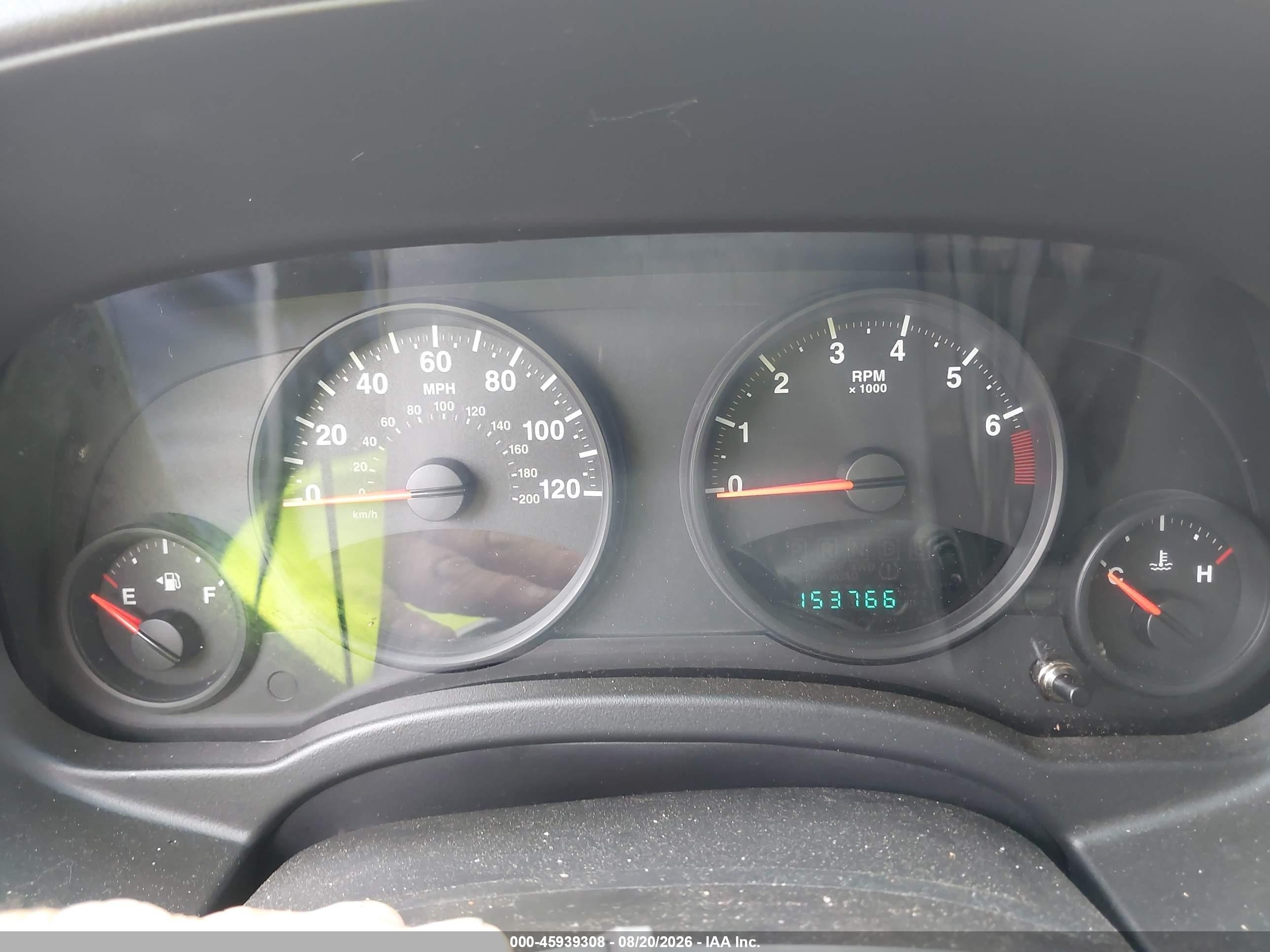 2011 Jeep Compass   Серебряный vin: 1J4NT1FA1BD246547
