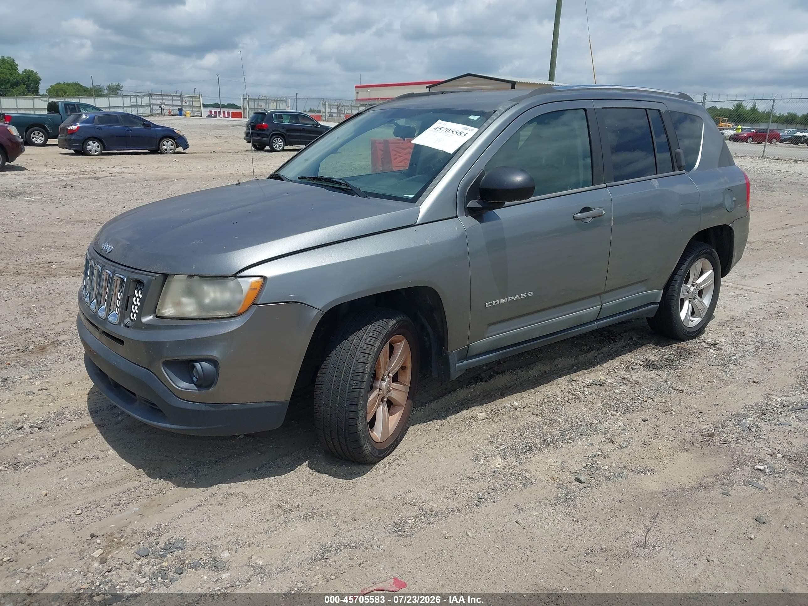 2011 Jeep Compass   Gray vin: 1J4NT1FA2BD252891