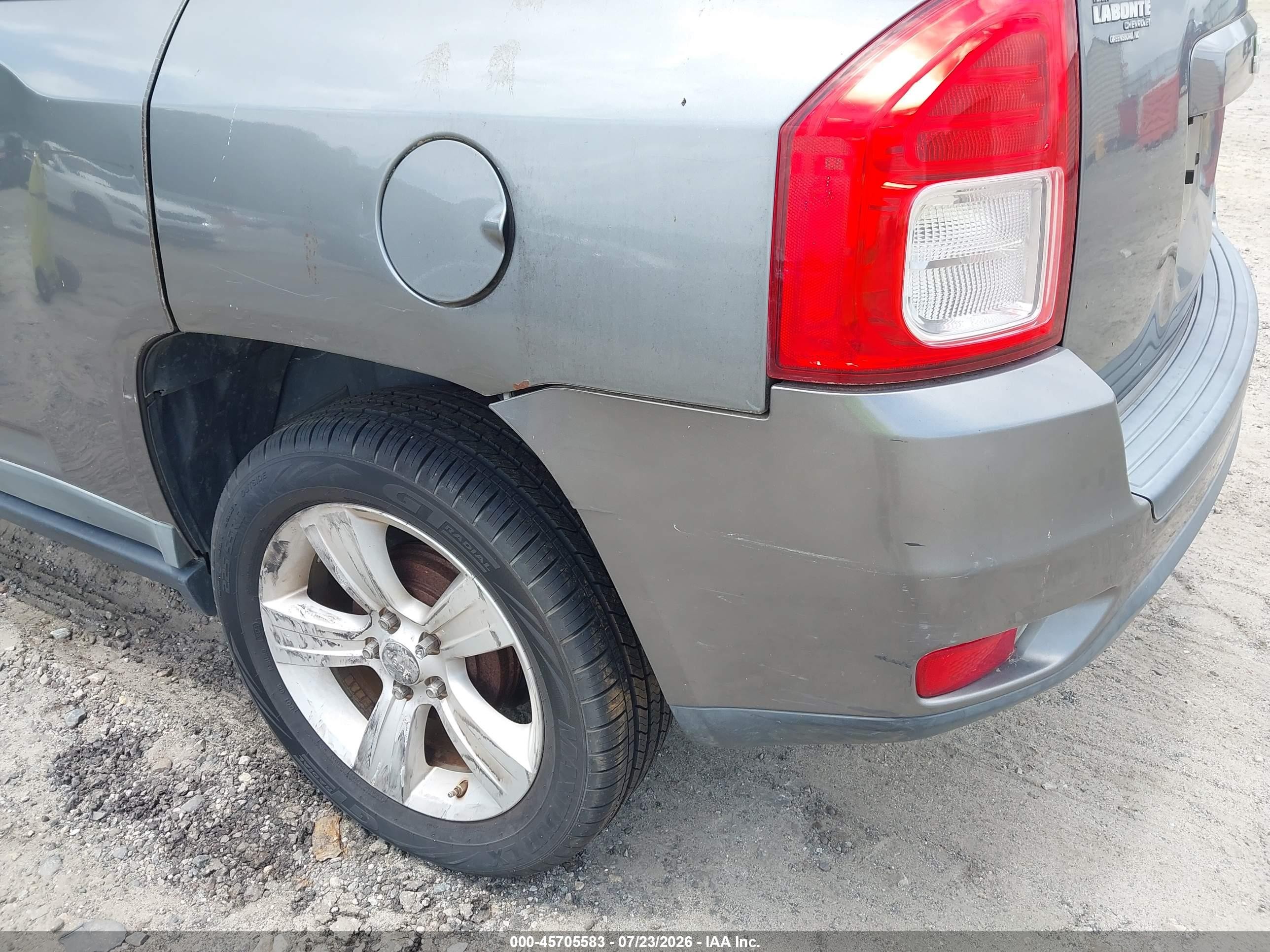 2011 Jeep Compass   Gray vin: 1J4NT1FA2BD252891