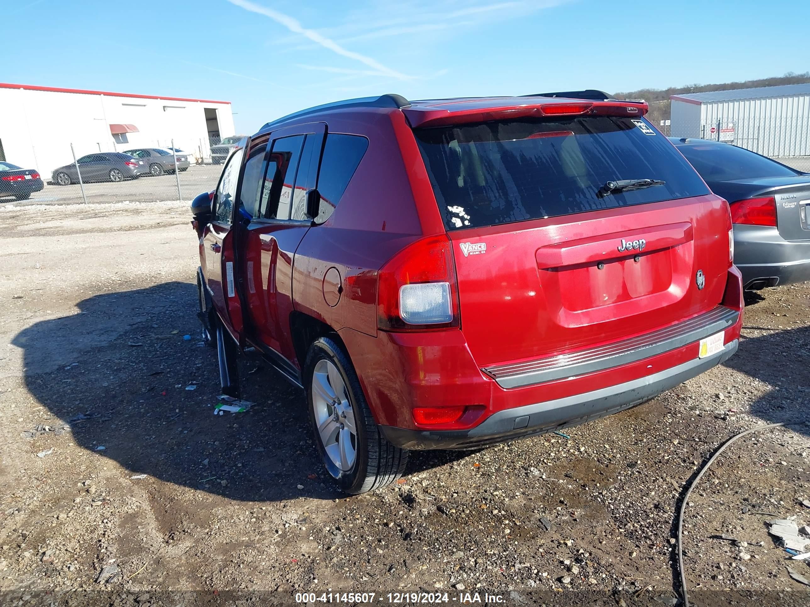 2011 Jeep Compass   Красный vin: 1J4NT1FA4BD170564