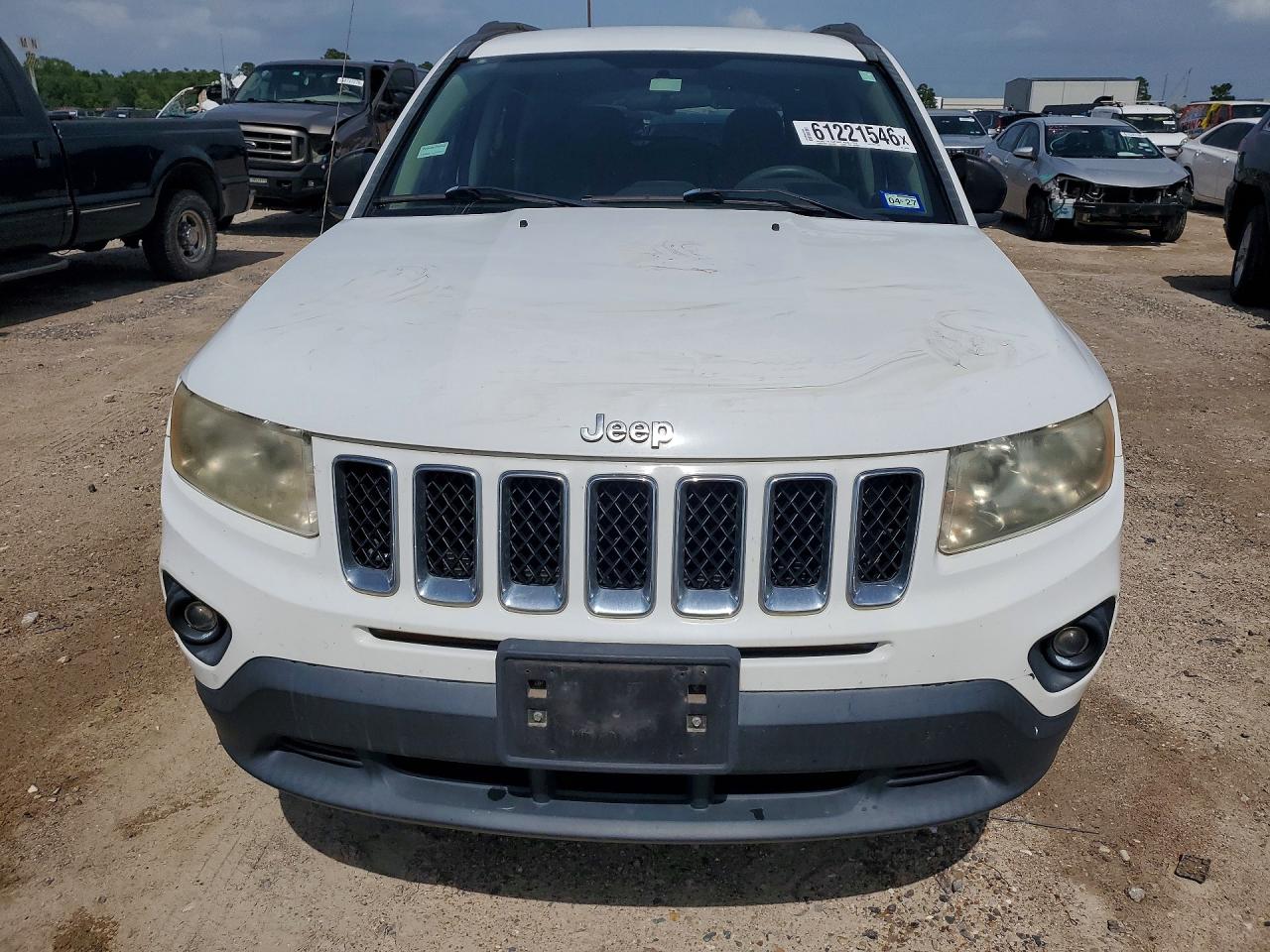 2011 Jeep Compass Sport White vin: 1J4NT1FA8BD290268