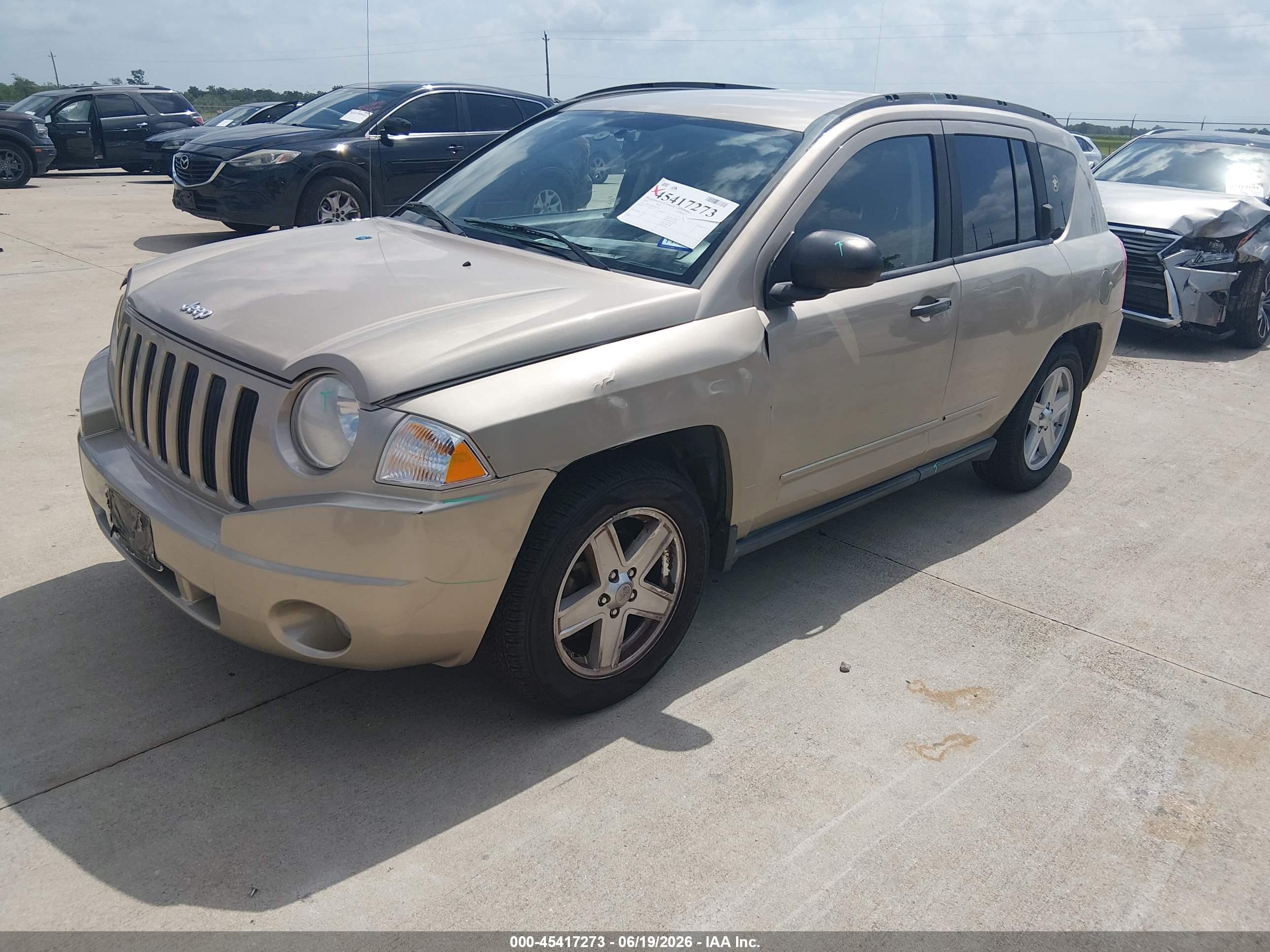 2010 Jeep Compass Sport Gold vin: 1J4NT1FA9AD629716