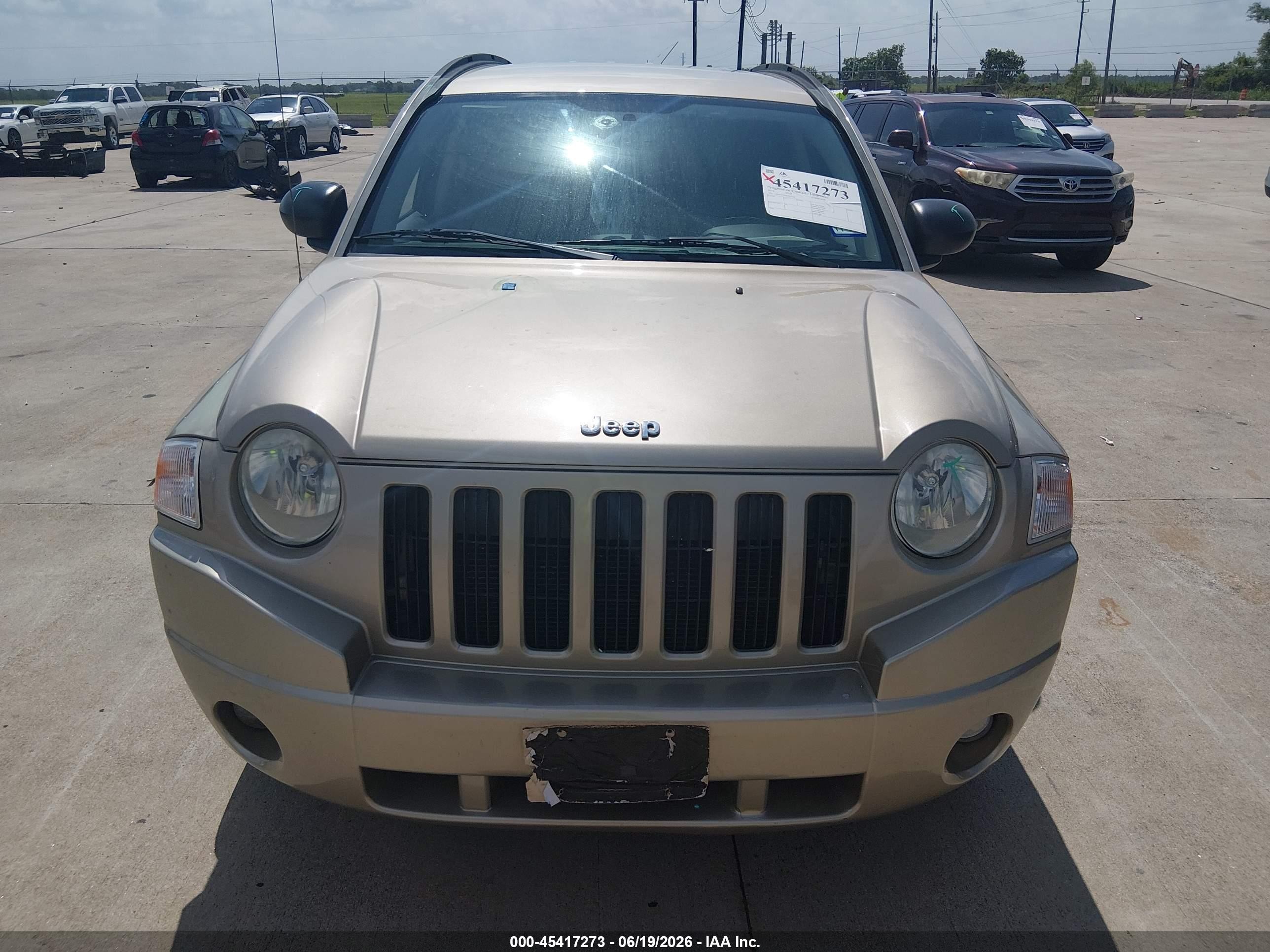 2010 Jeep Compass Sport Gold vin: 1J4NT1FA9AD629716