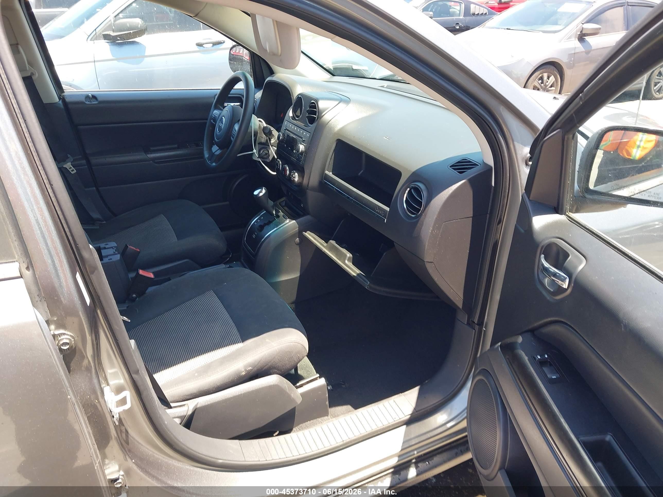 2011 Jeep Compass   Gray vin: 1J4NT1FAXBD289610