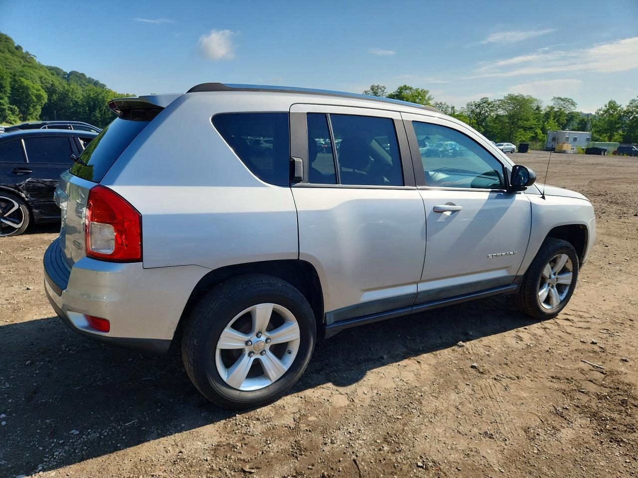 2011 Jeep Compass Sport Gray vin: 1J4NT1FB1BD162124