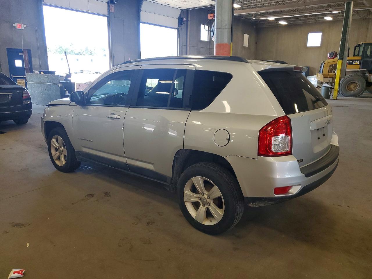2011 Jeep Compass Sport Silver vin: 1J4NT1FB3BD175568