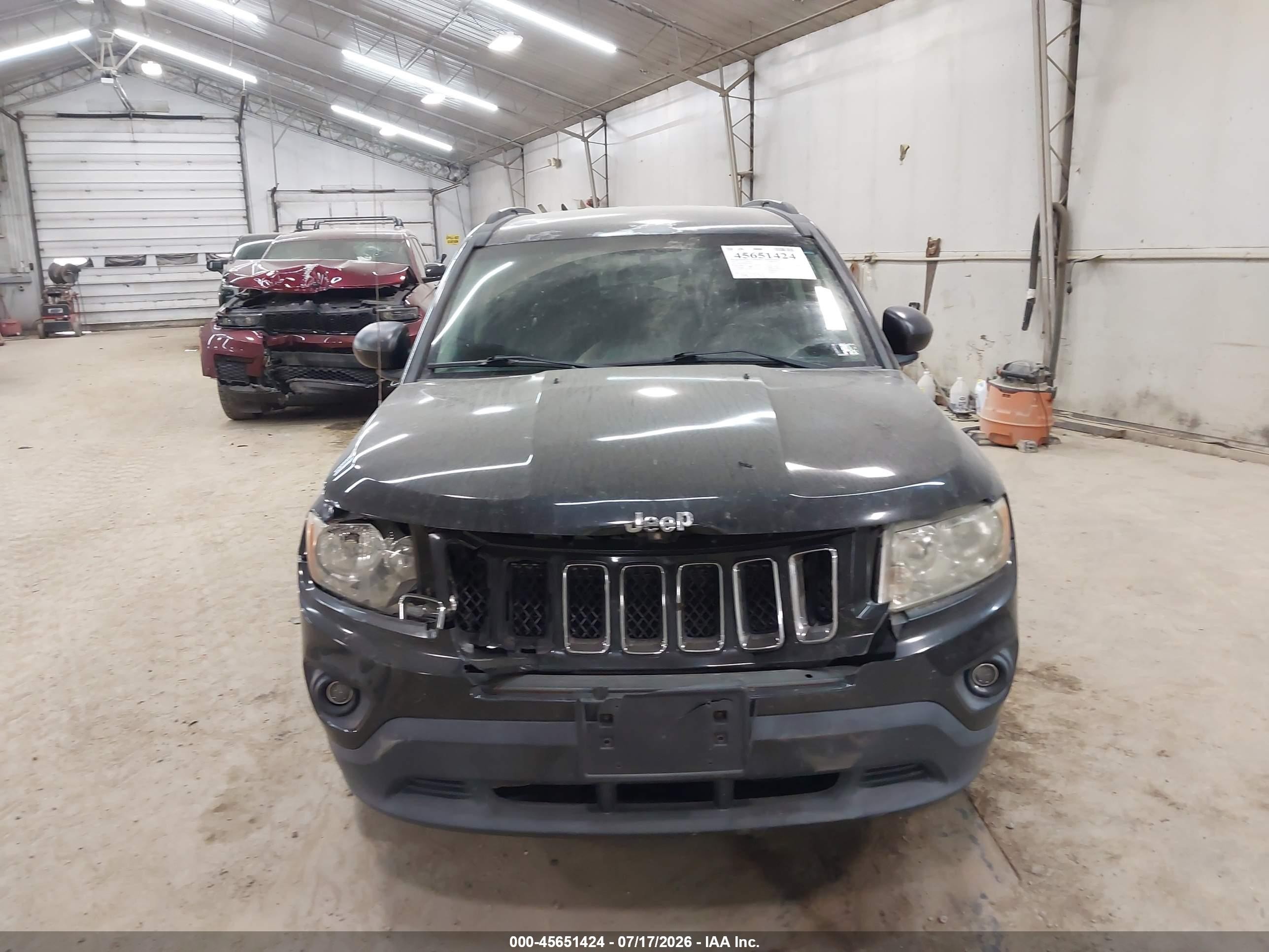 2011 Jeep Compass   Black vin: 1J4NT1FB6BD189920