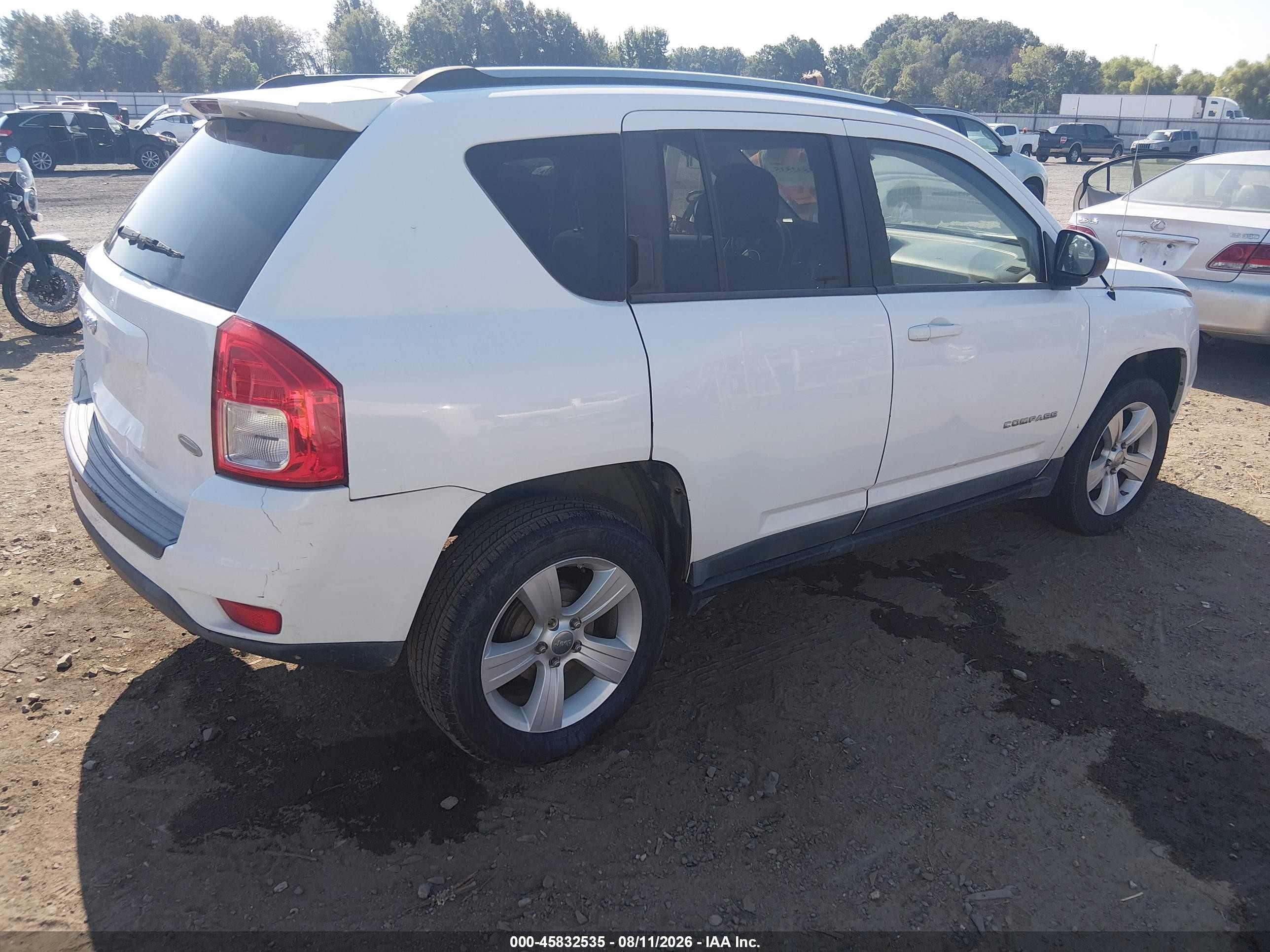 2011 Jeep Compass   White vin: 1J4NT1FB6BD241109