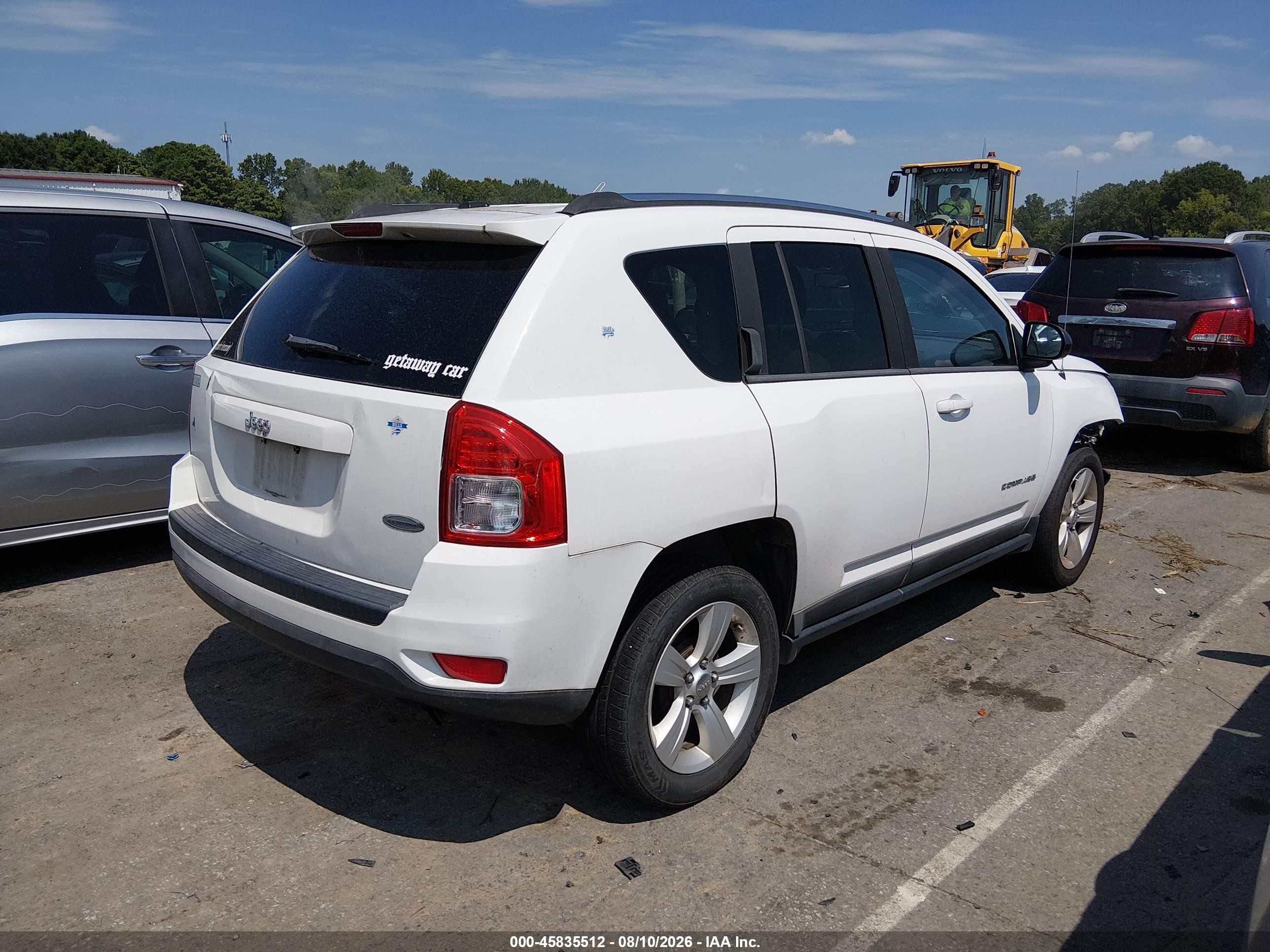 2011 Jeep Compass   White vin: 1J4NT1FB8BD190082