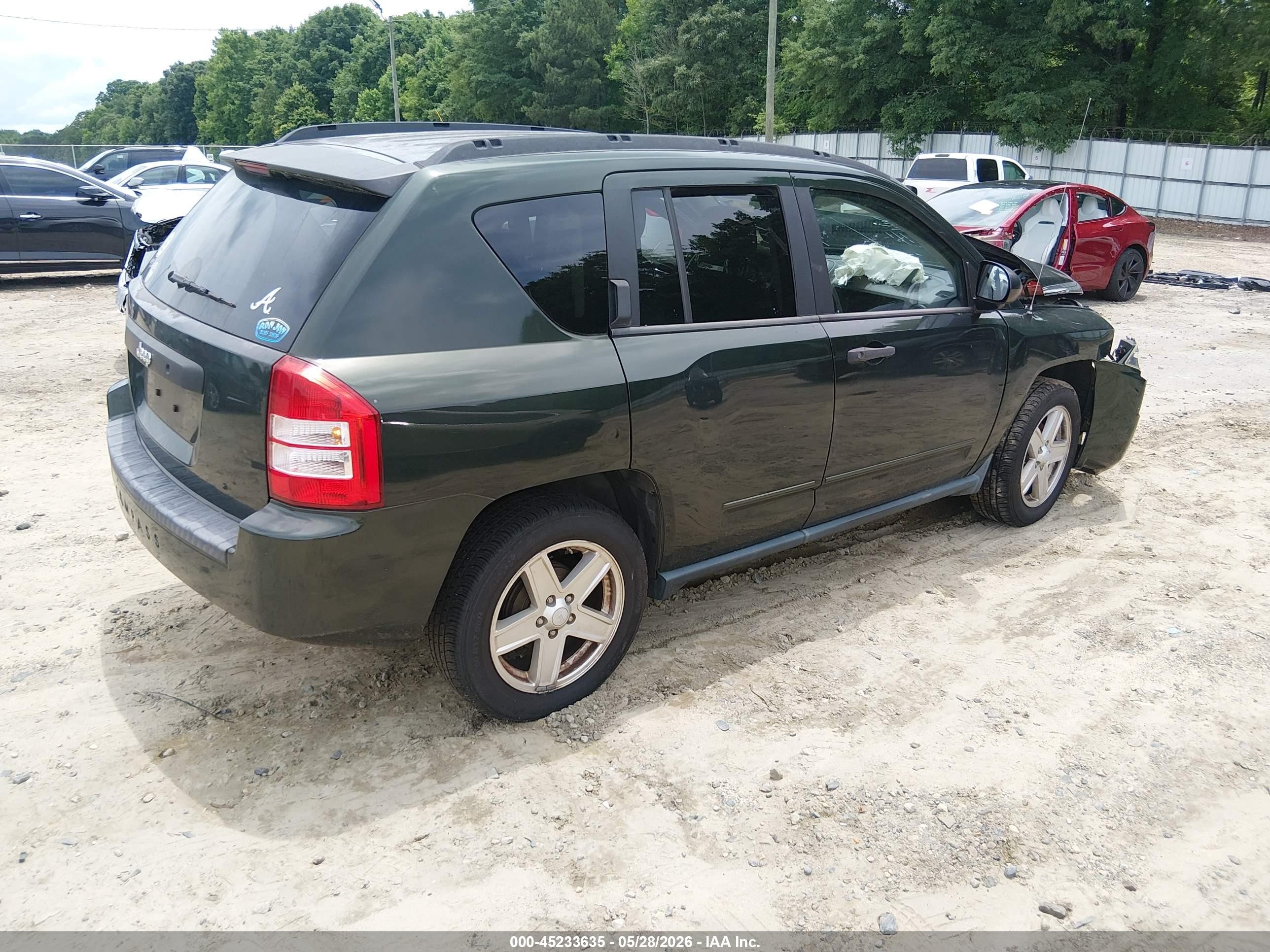 2010 Jeep Compass Sport Green vin: 1J4NT1FBXAD676858