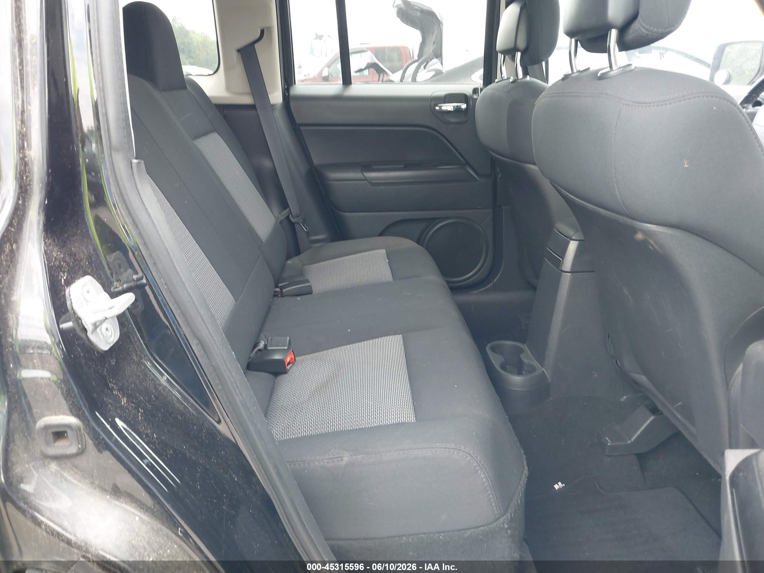 2010 Jeep Patriot Sport Black vin: 1J4NT1GA0AD666393