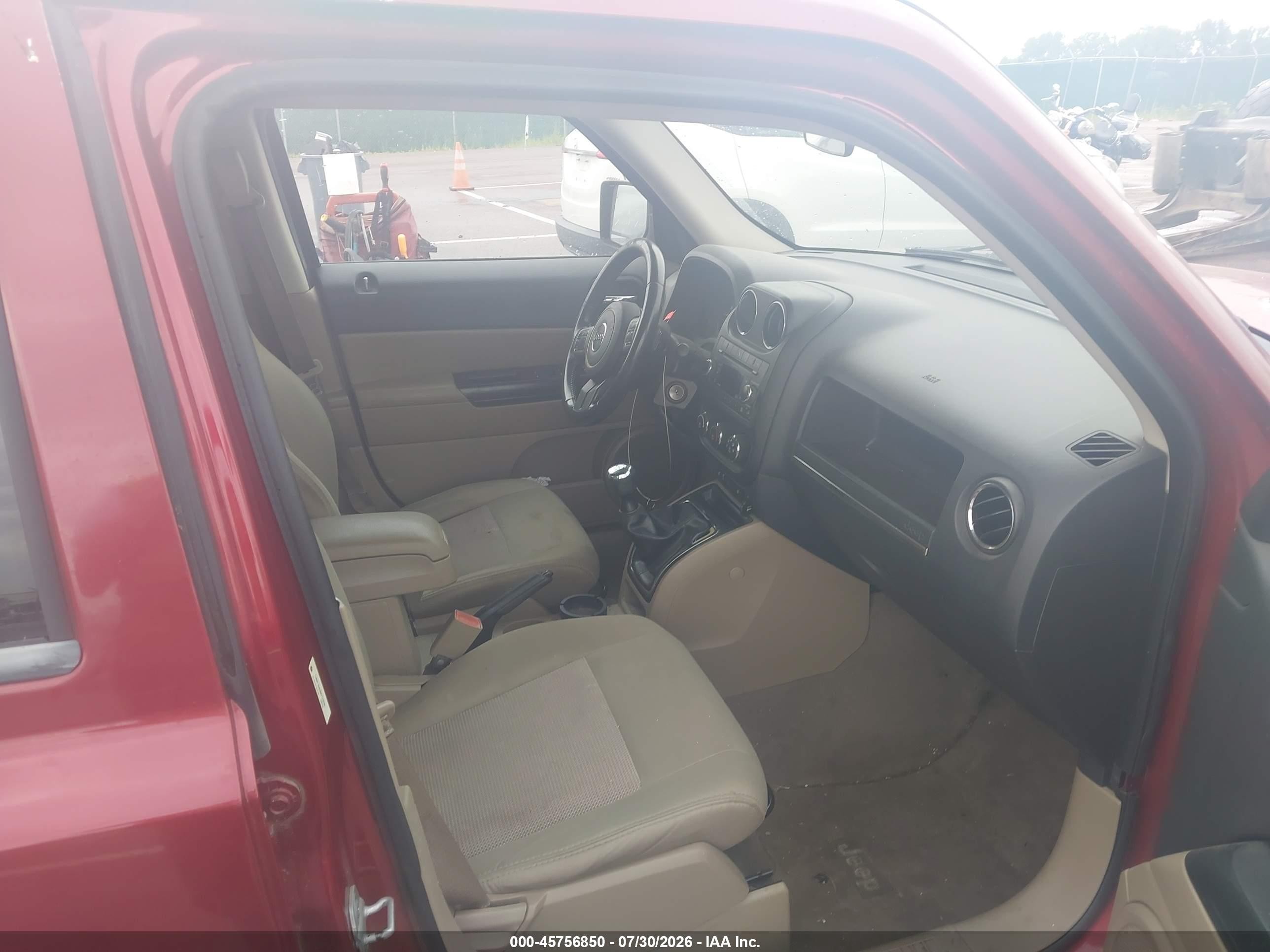 2011 Jeep Patriot Sport Red vin: 1J4NT1GA0BD173332