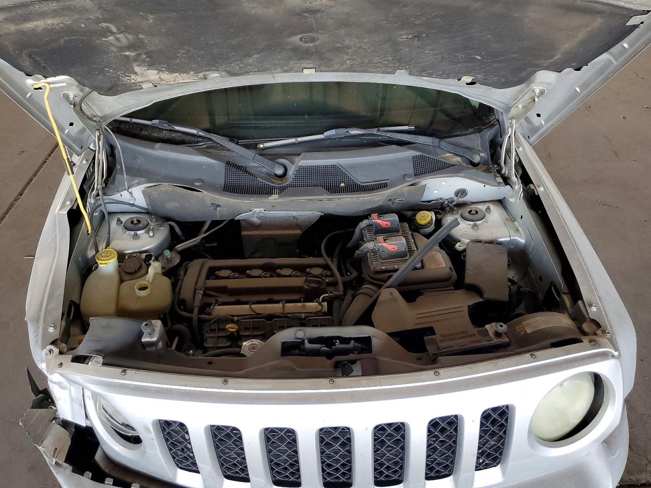 2011 Jeep Patriot Gray vin: 1J4NT1GA0BD284219