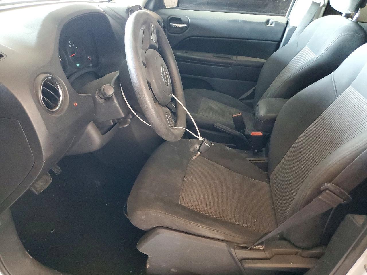 2011 Jeep Patriot Gray vin: 1J4NT1GA0BD284219