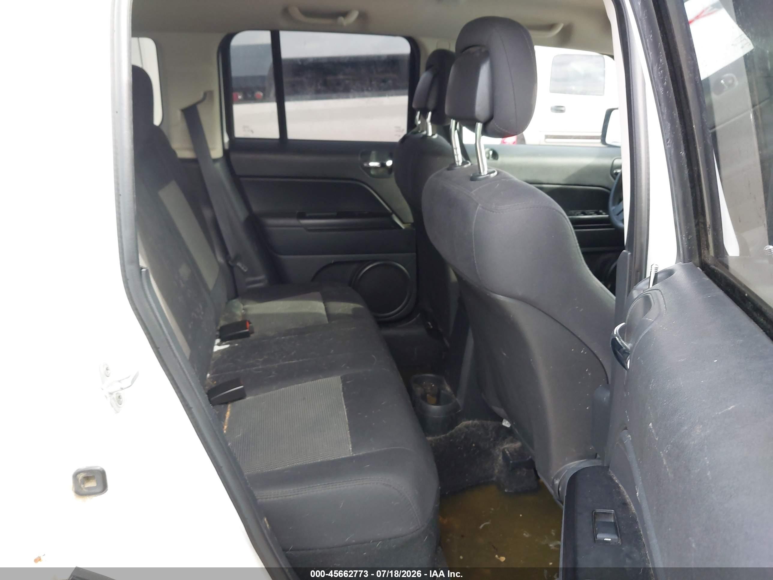 2011 Jeep Patriot Sport White vin: 1J4NT1GA2BD178290
