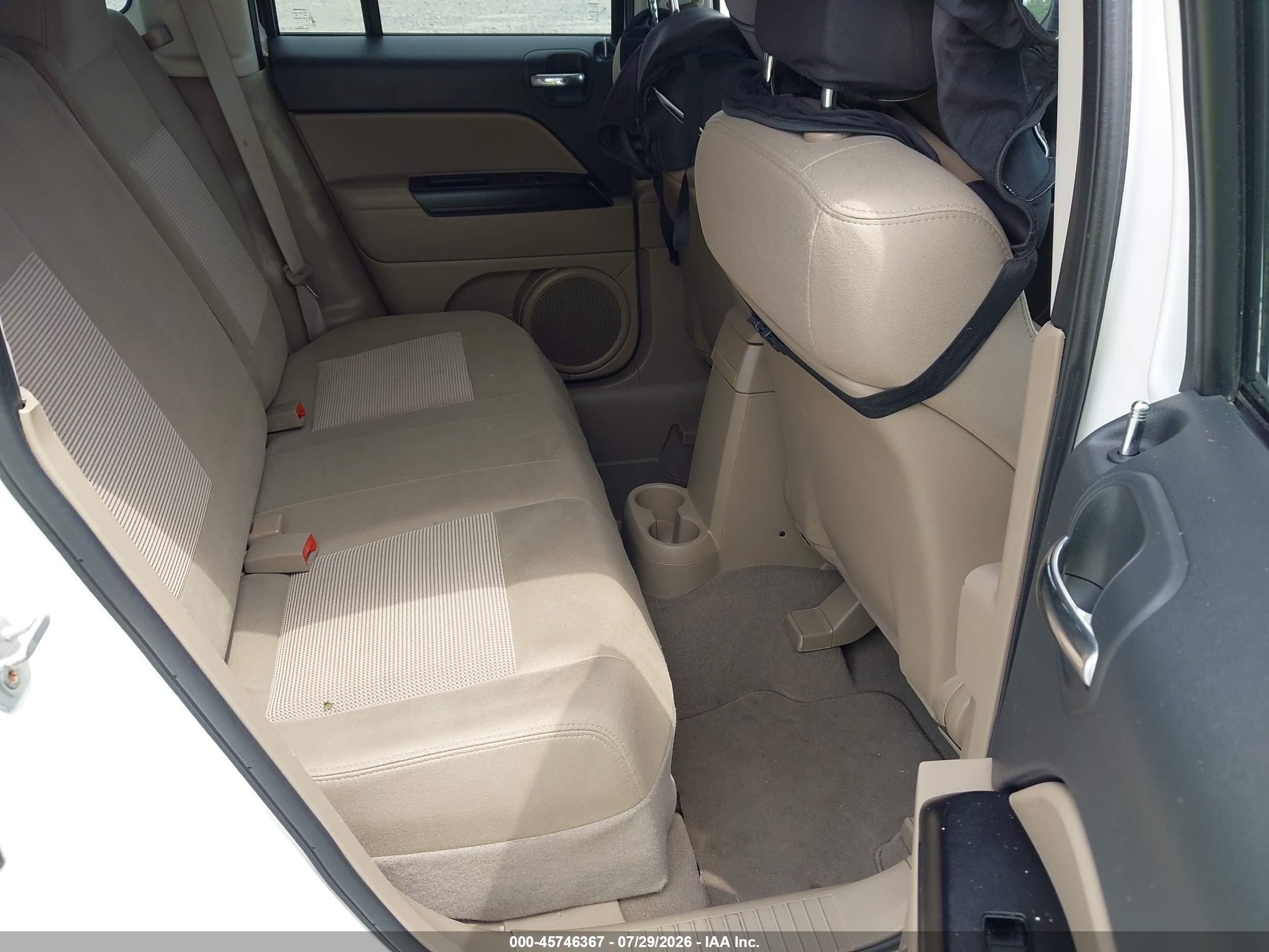 2011 Jeep Patriot Sport White vin: 1J4NT1GA2BD285372