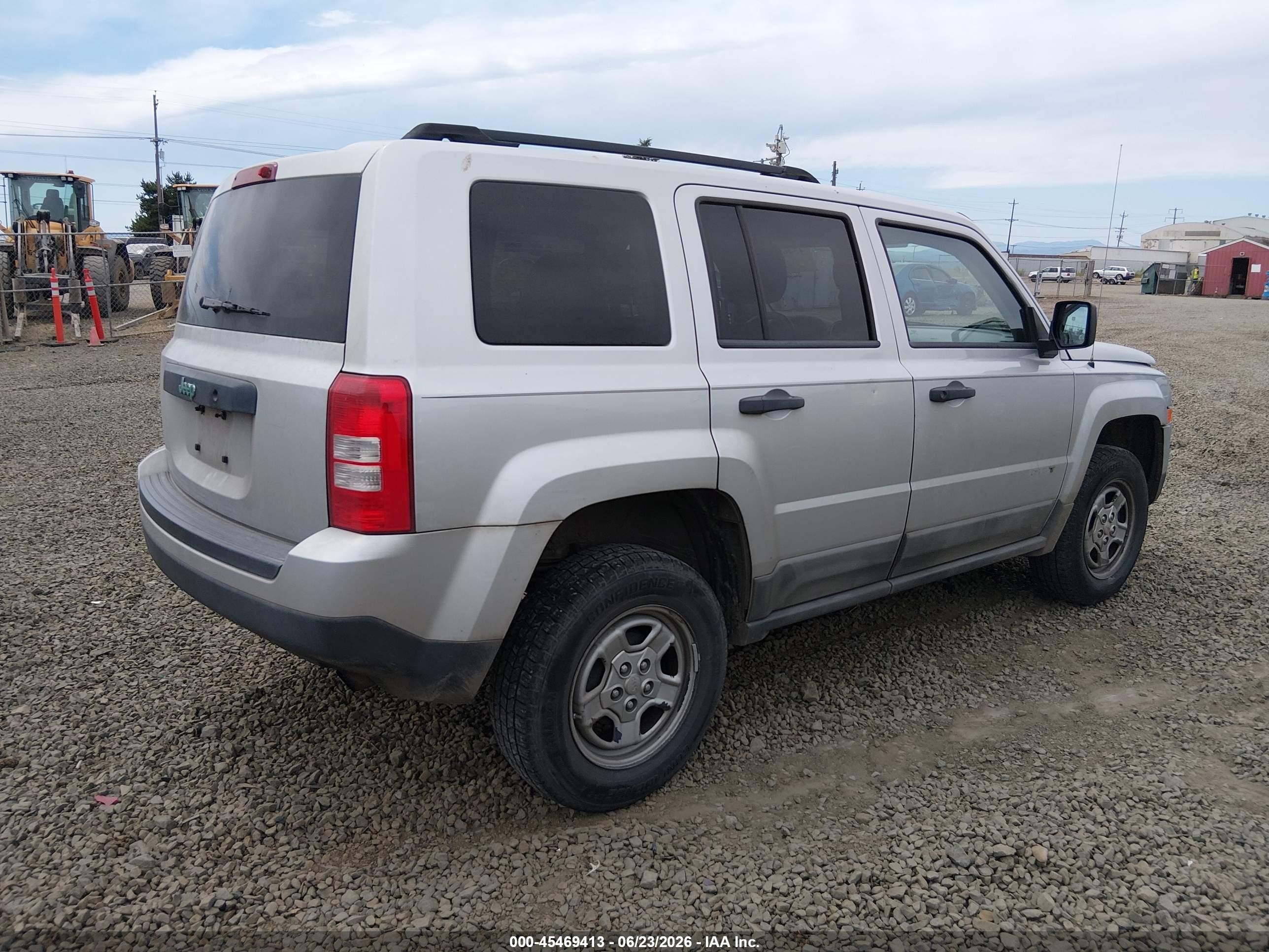 2011 Jeep Patriot Sport Серебряный vin: 1J4NT1GA3BD129485