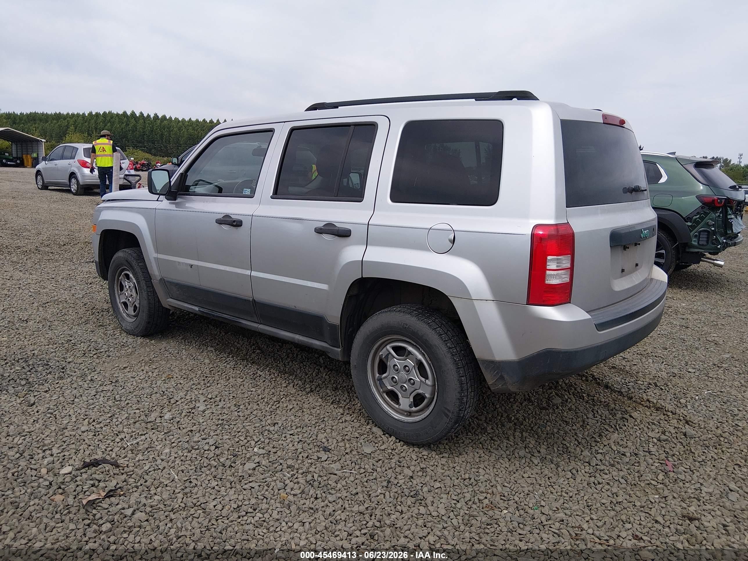 2011 Jeep Patriot Sport Серебряный vin: 1J4NT1GA3BD129485