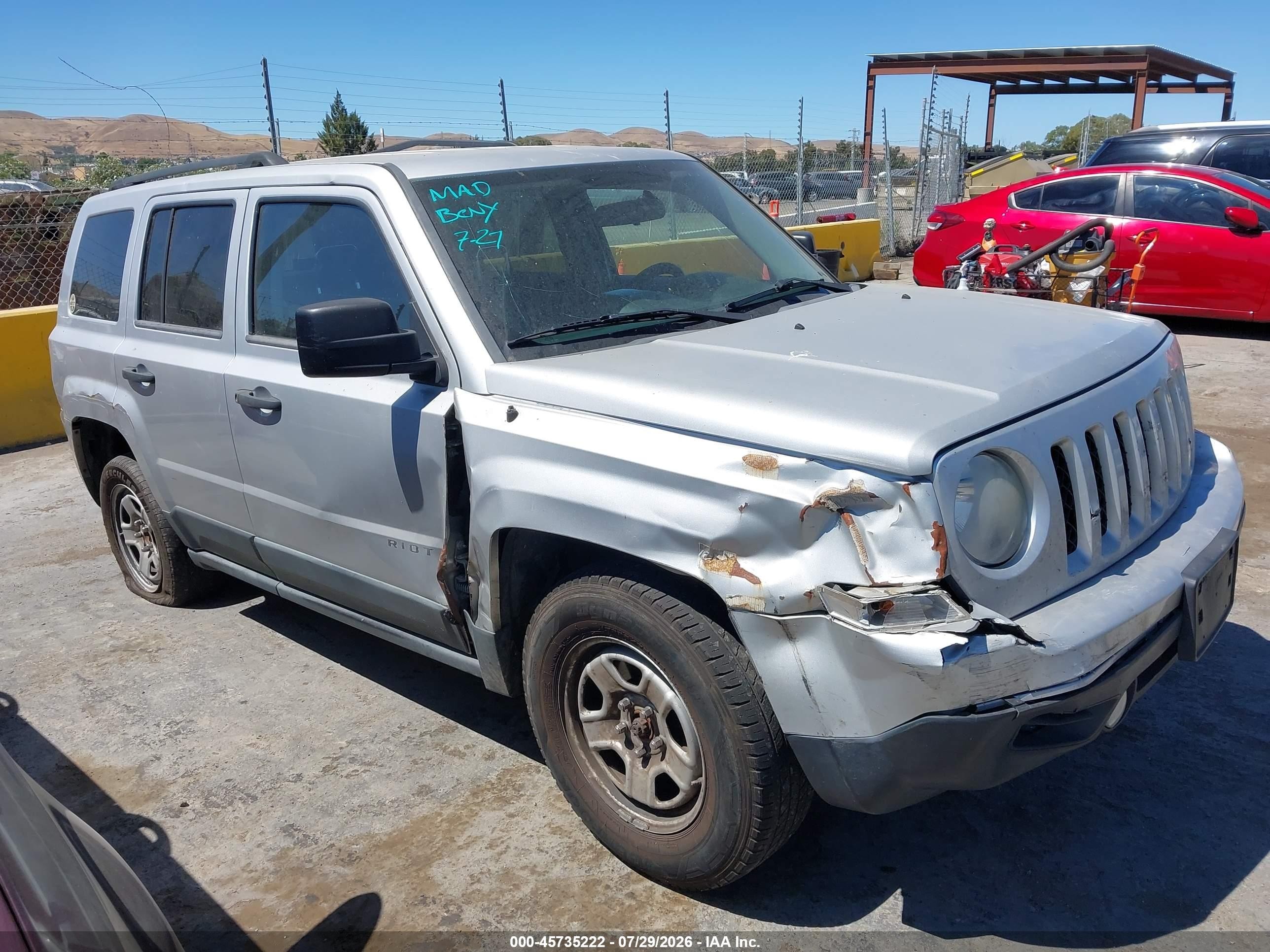 2011 Jeep Patriot Sport Silver vin: 1J4NT1GA4BD155951