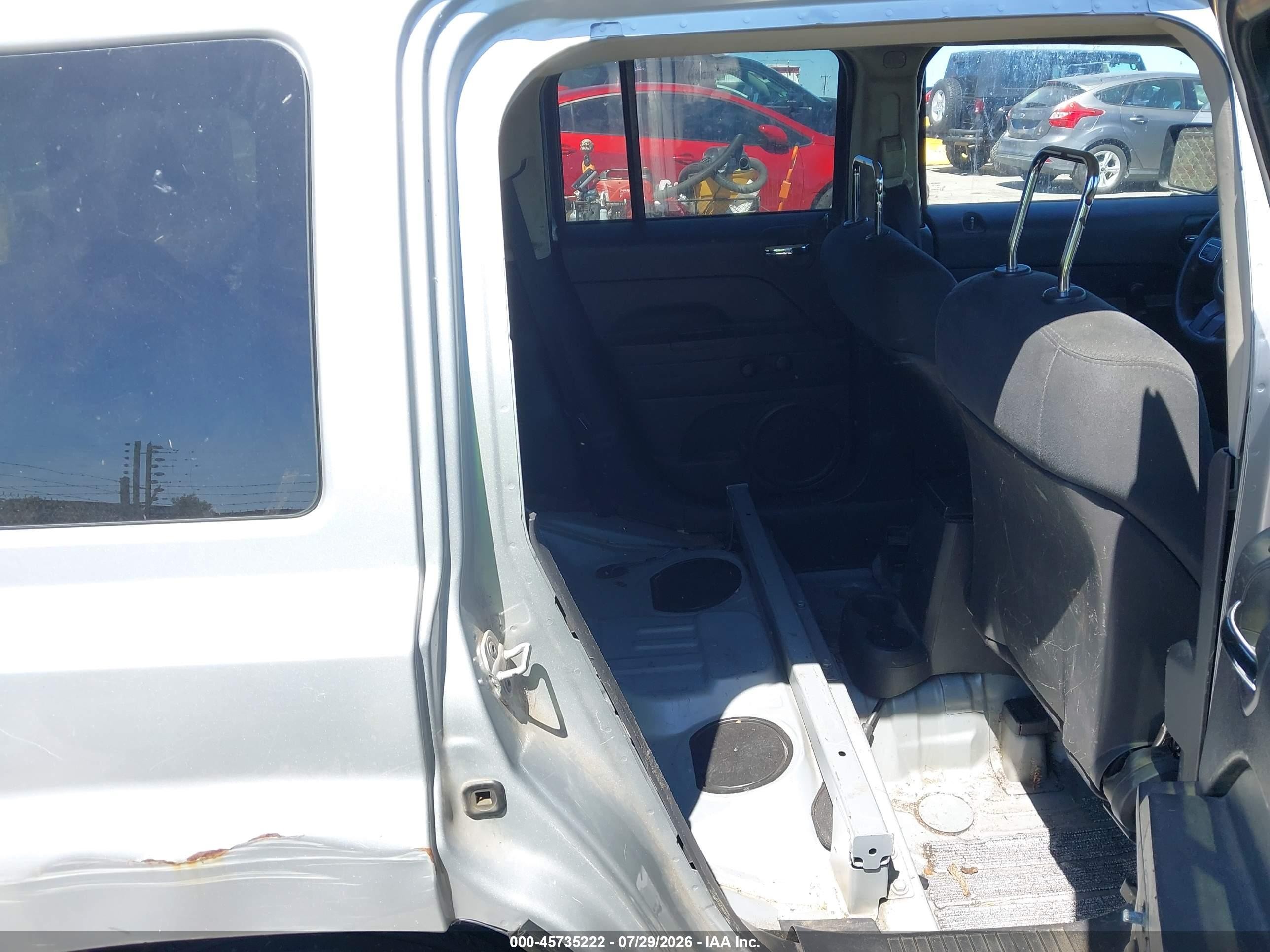 2011 Jeep Patriot Sport Silver vin: 1J4NT1GA4BD155951