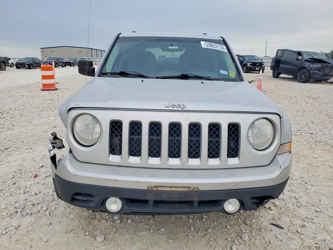 2011 Jeep Patriot Sport Серебряный vin: 1J4NT1GA4BD205232