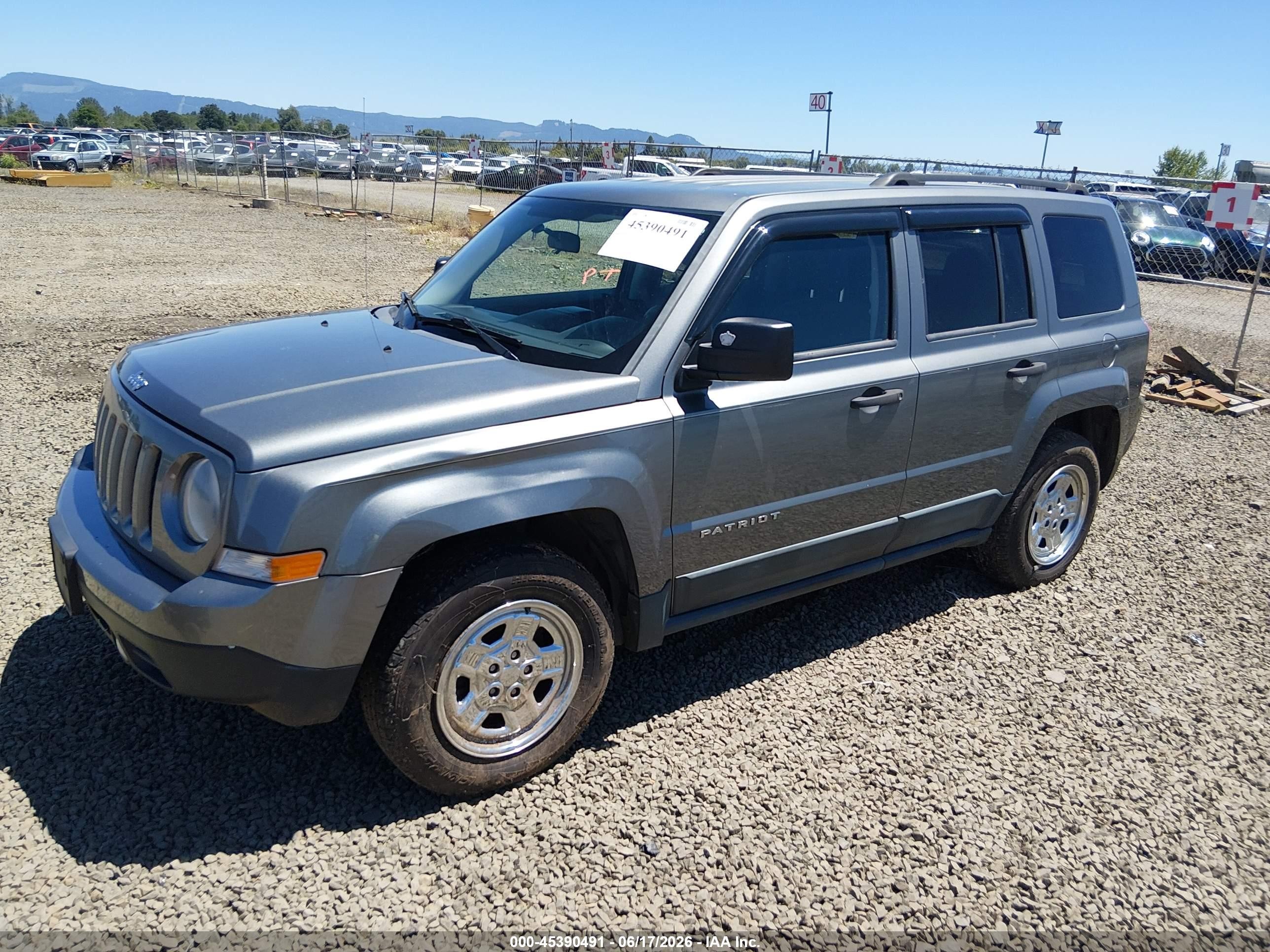 2011 Jeep Patriot Sport Gray vin: 1J4NT1GA4BD287852