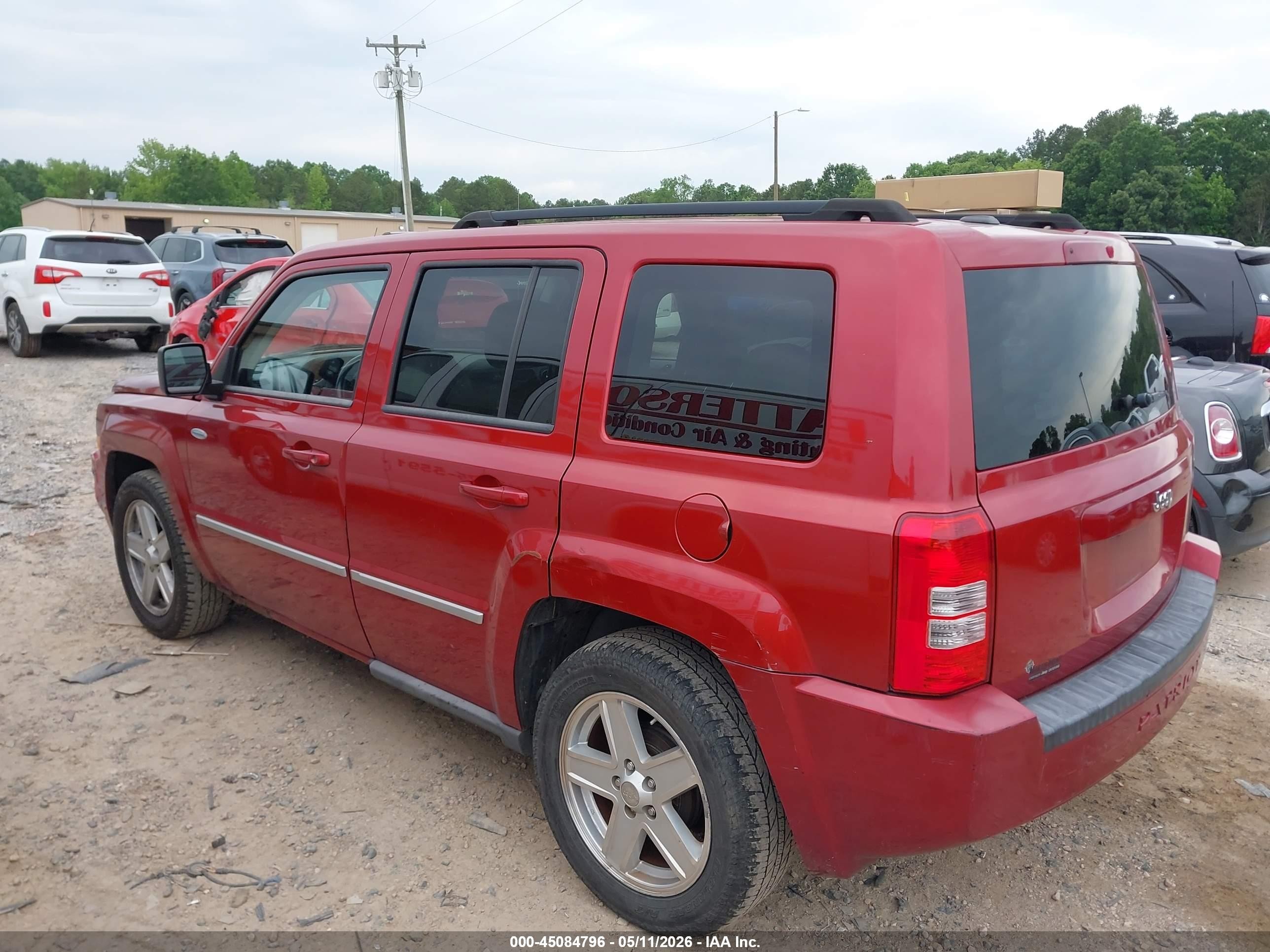 2010 Jeep Patriot Sport Red vin: 1J4NT1GA5AD666454