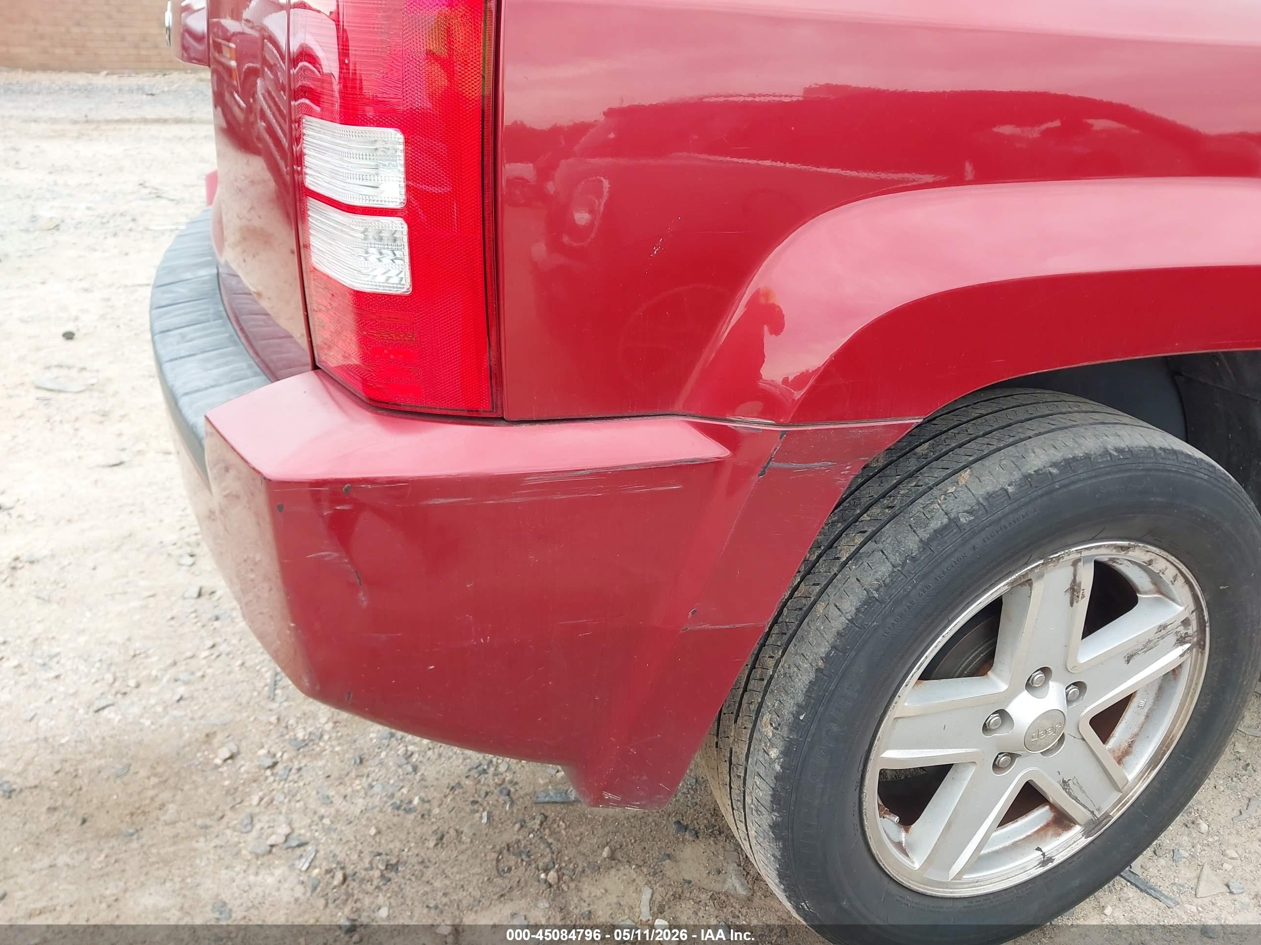 2010 Jeep Patriot Sport Red vin: 1J4NT1GA5AD666454