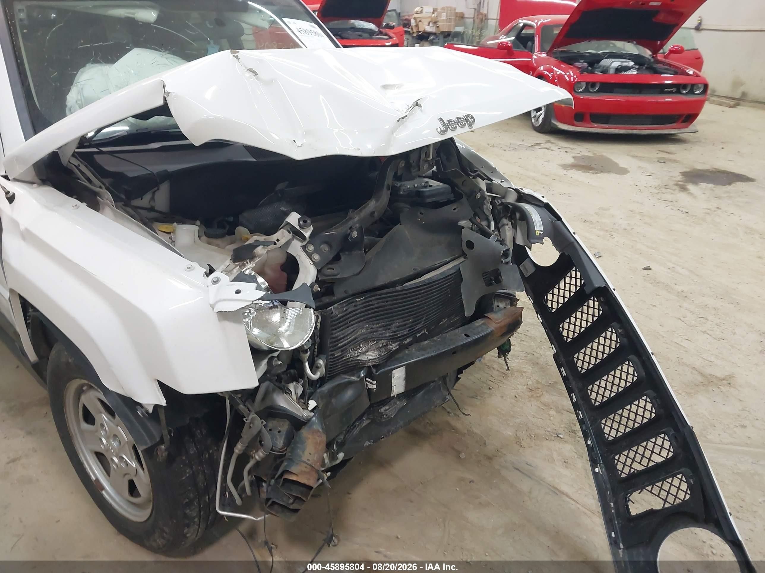 2011 Jeep Patriot Sport Белый vin: 1J4NT1GA5BD180924