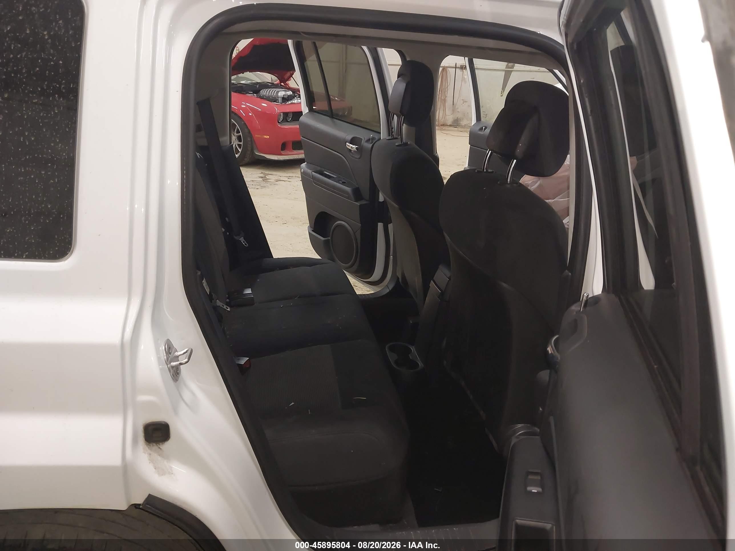 2011 Jeep Patriot Sport Белый vin: 1J4NT1GA5BD180924