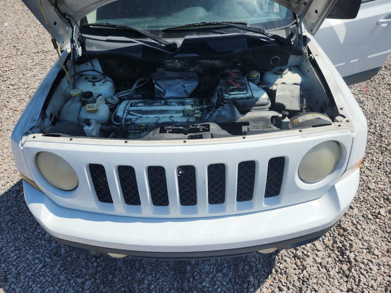2011 Jeep Patriot Sport White vin: 1J4NT1GA6BD132445