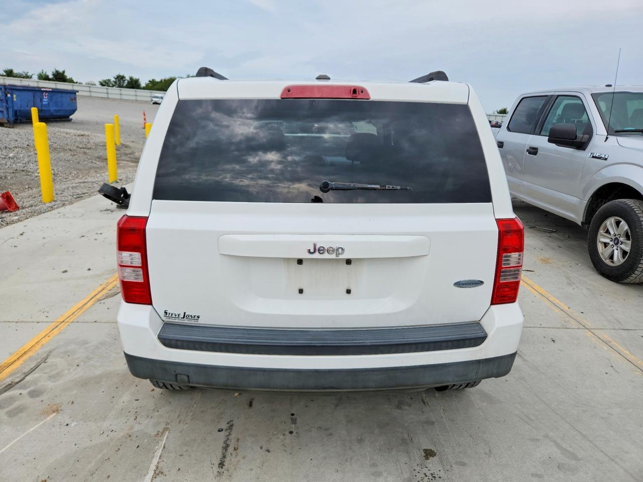 2011 Jeep Patriot Sport White vin: 1J4NT1GA8BD104145