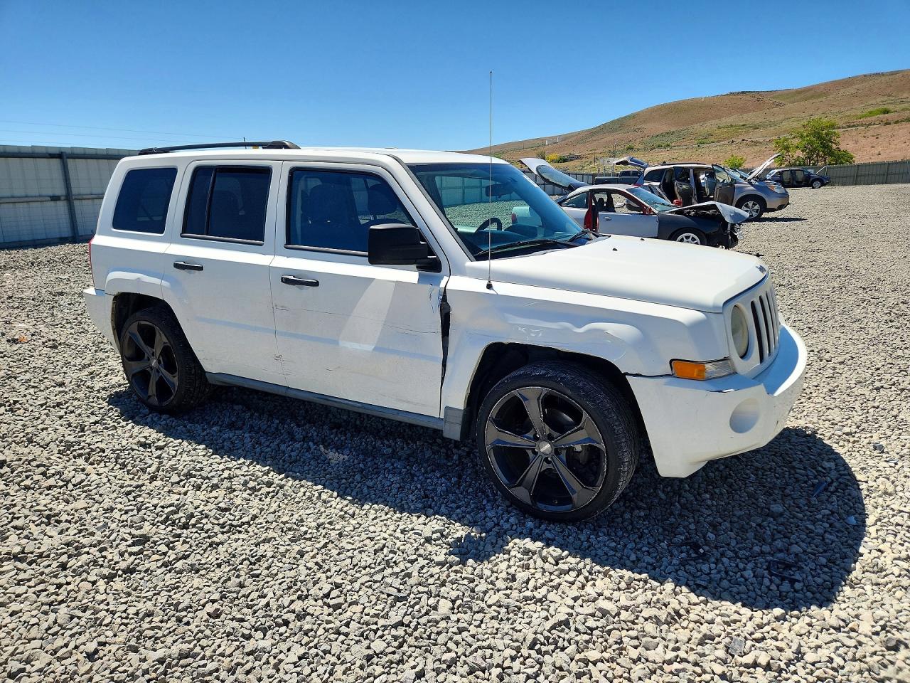2010 Jeep Patriot Sport Белый vin: 1J4NT1GA9AD624675