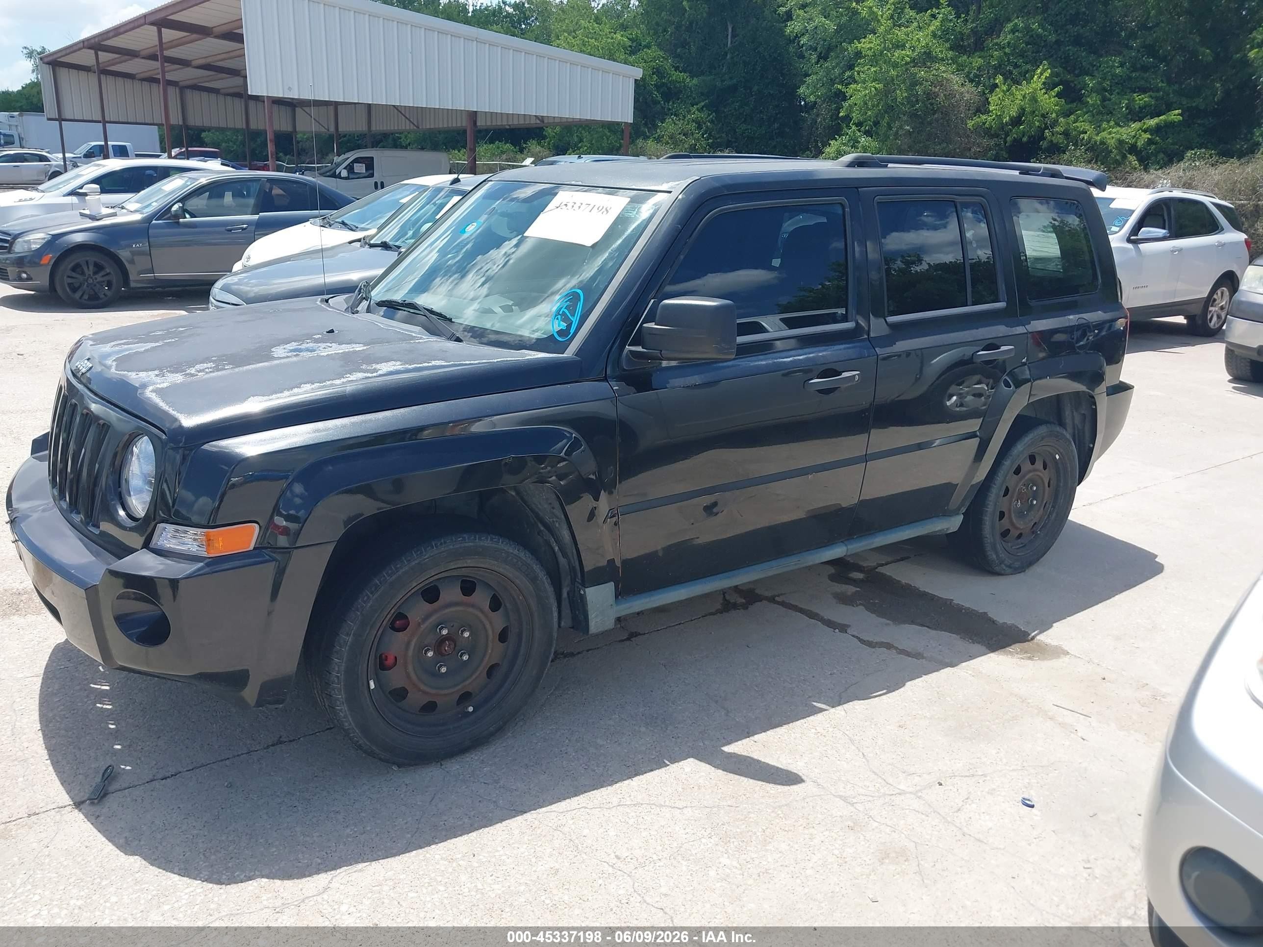 2010 Jeep Patriot Sport Черный vin: 1J4NT2GA0AD516743