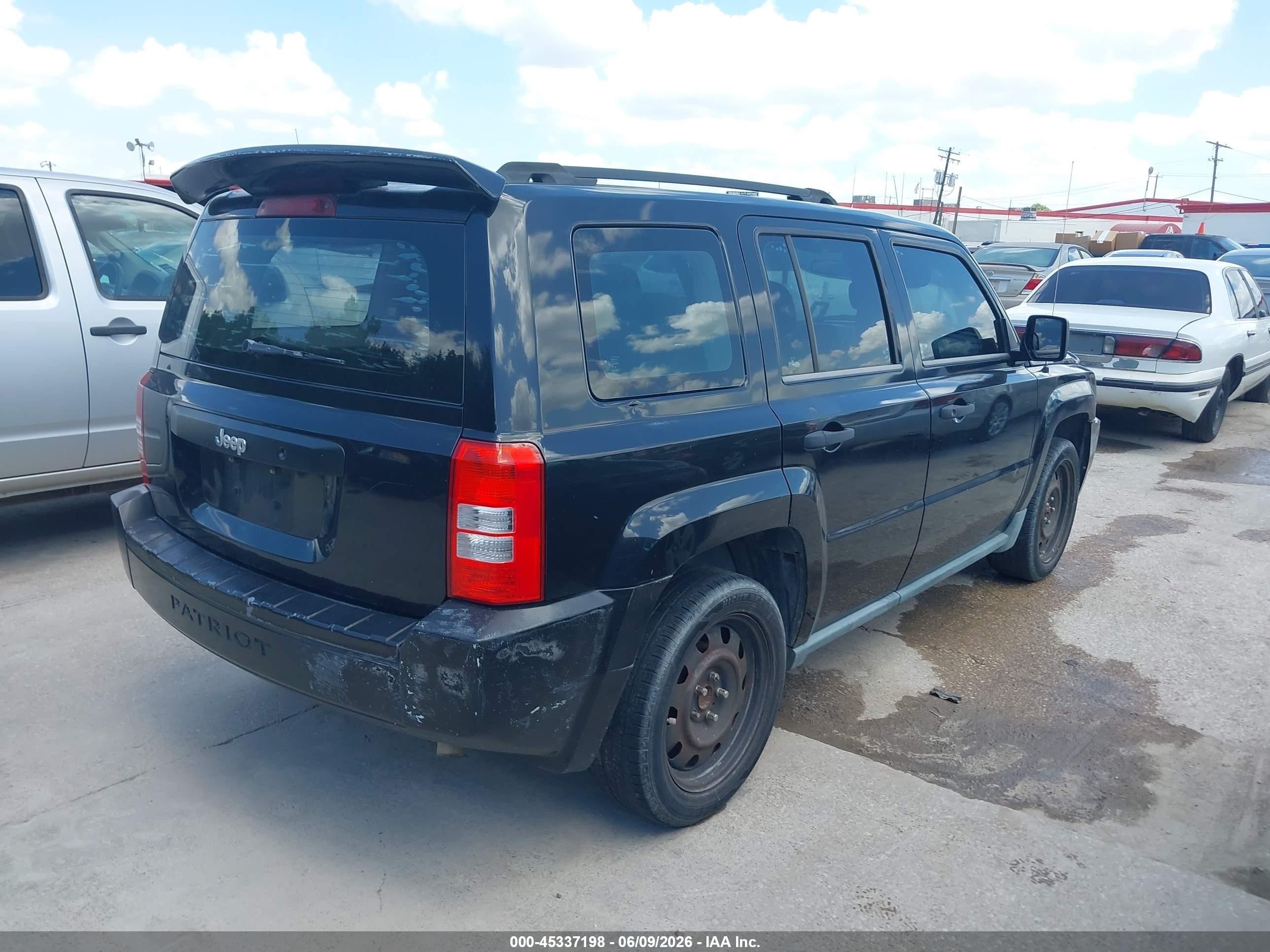 2010 Jeep Patriot Sport Черный vin: 1J4NT2GA0AD516743
