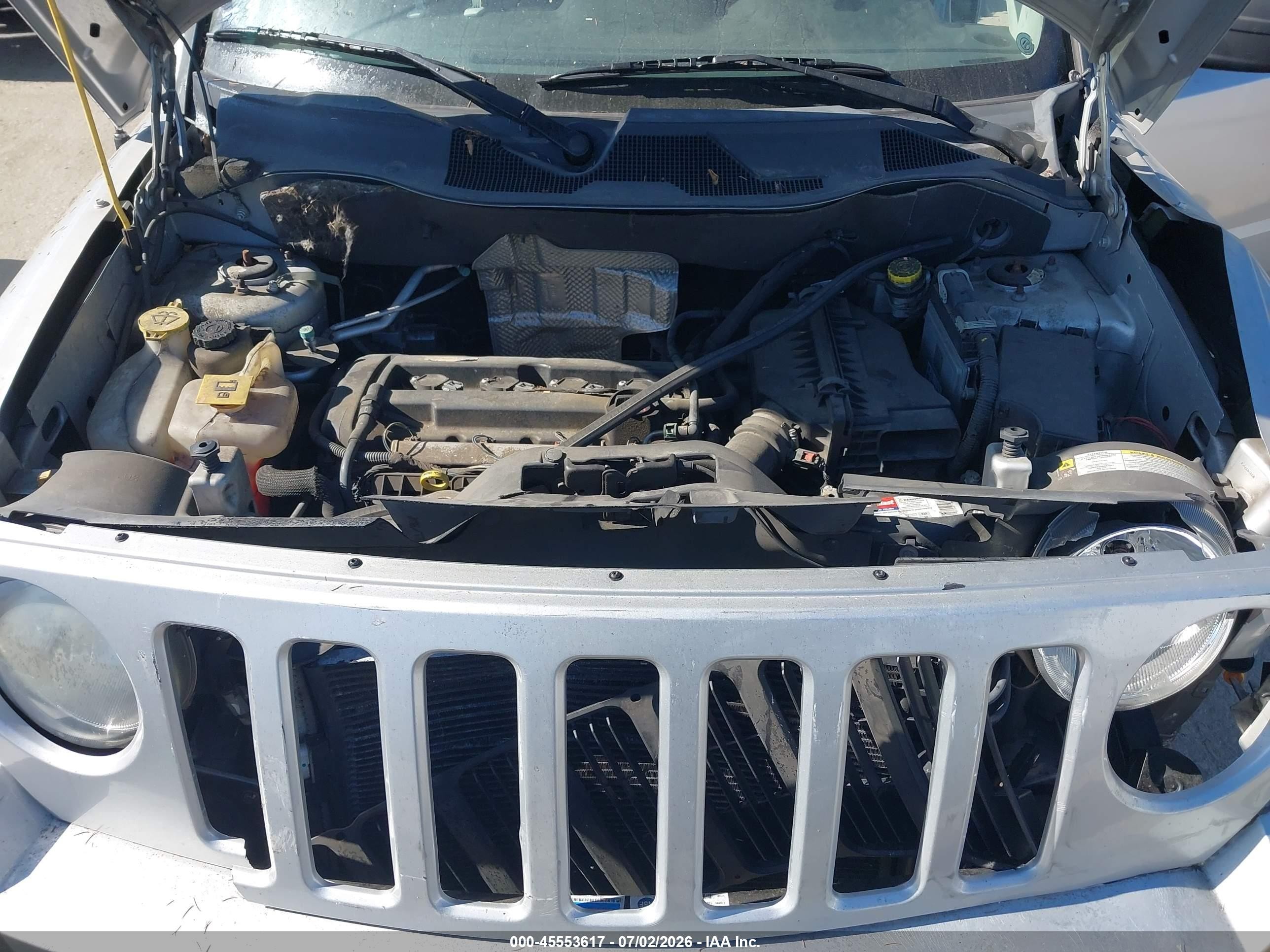 2010 Jeep Patriot Sport Silver vin: 1J4NT2GA8AD569867