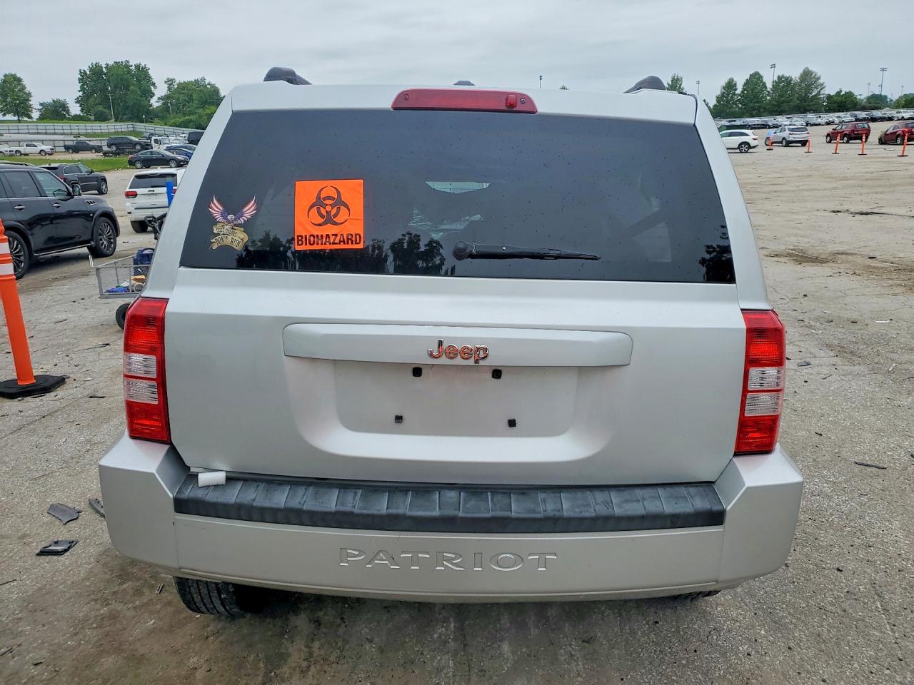 2010 Jeep Patriot Sport Silver vin: 1J4NT2GA9AD582854