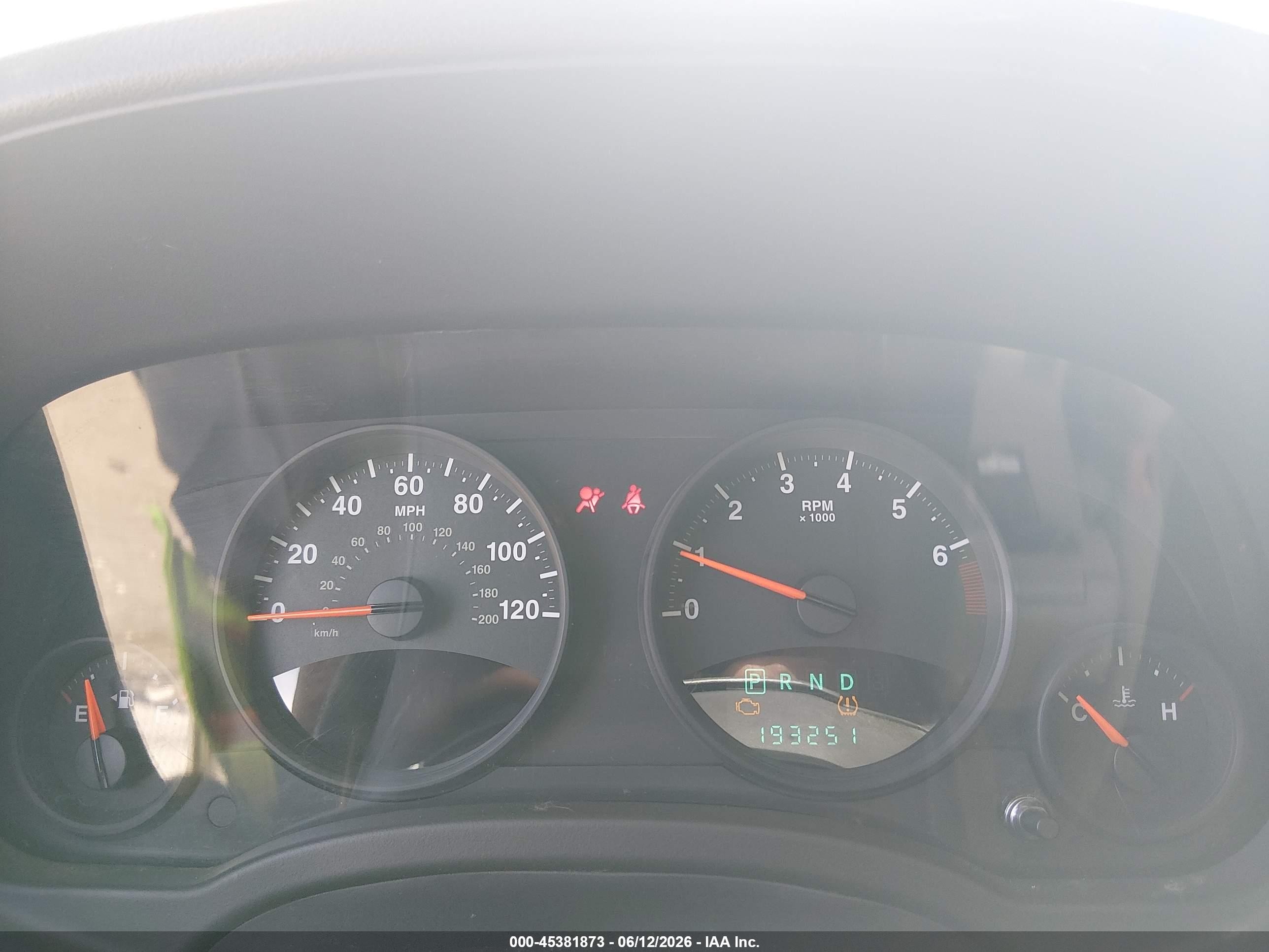 2010 Jeep Patriot Sport Золотой vin: 1J4NT2GB2AD507650